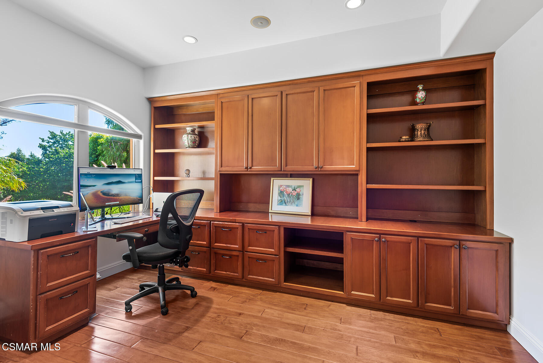 1605 E Hillcrest Drive, A