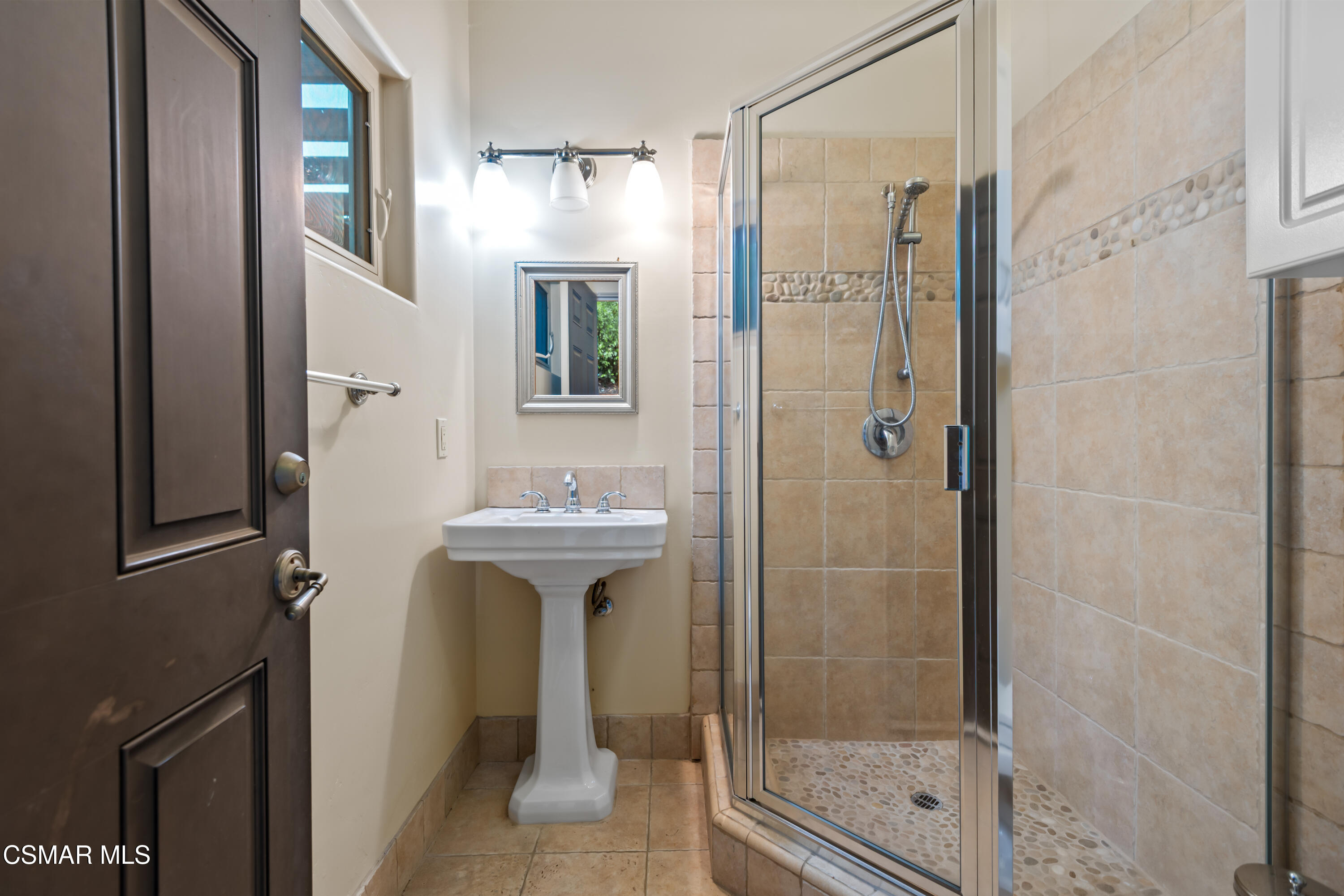 1605 E Hillcrest Drive, A