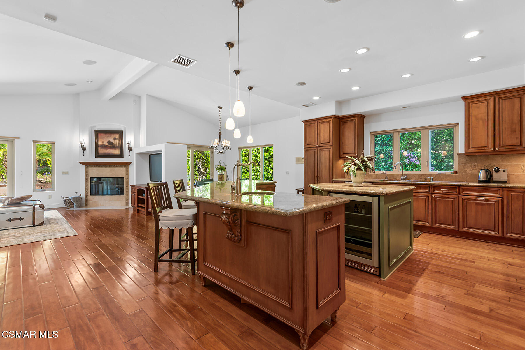 1605 E Hillcrest Drive, A