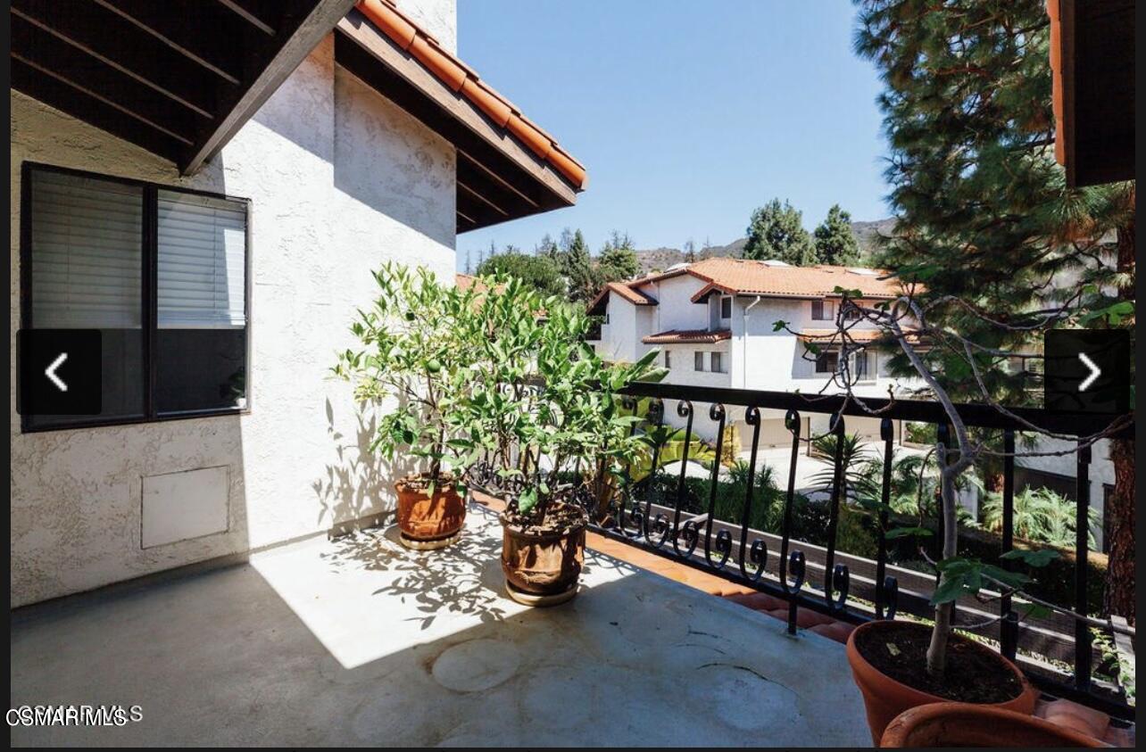 17248 Palisades Circle