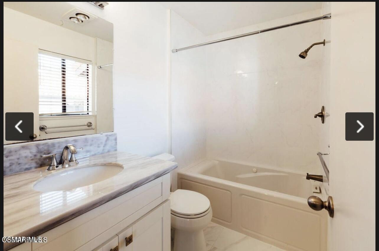 17248 Palisades Circle