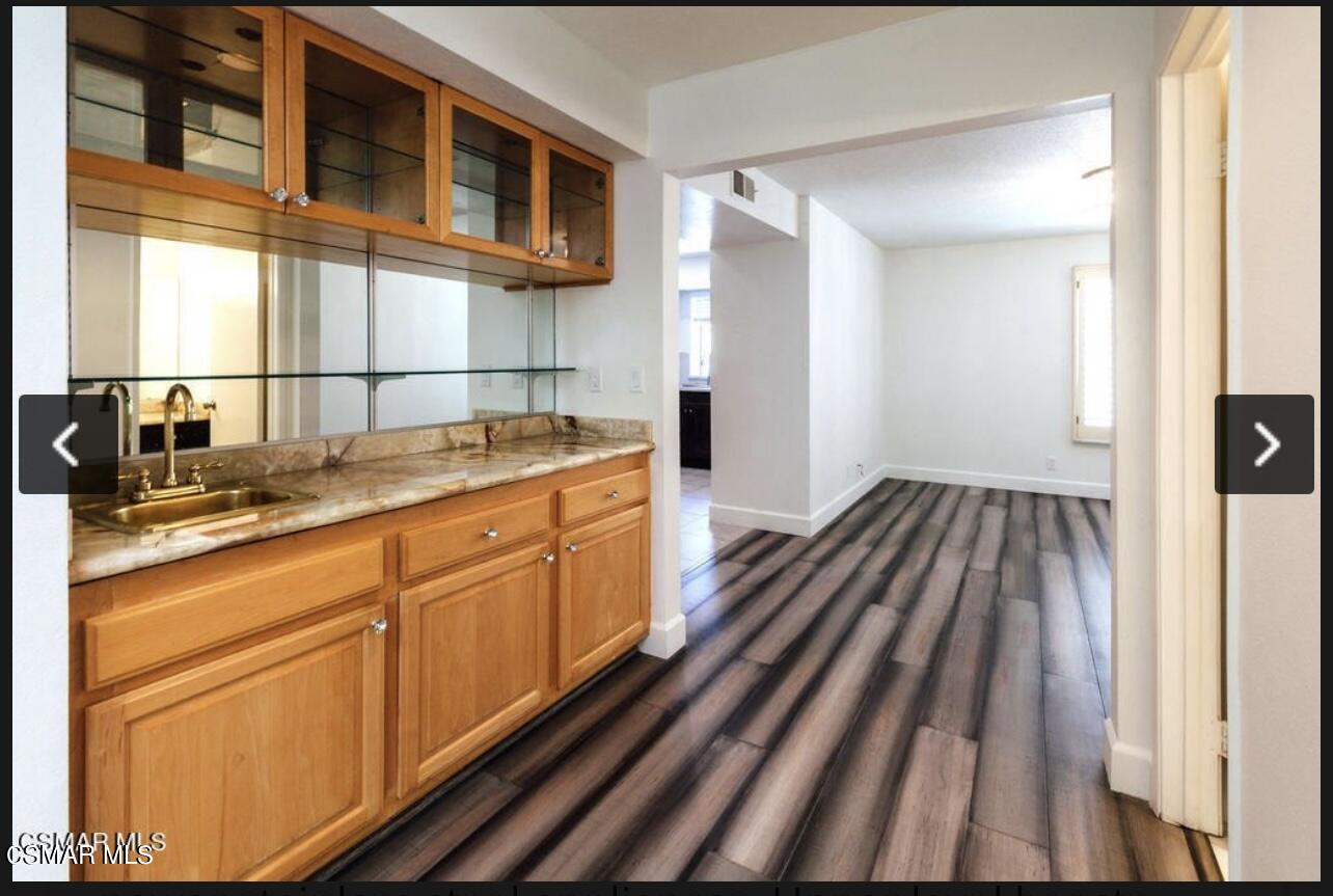 17248 Palisades Circle