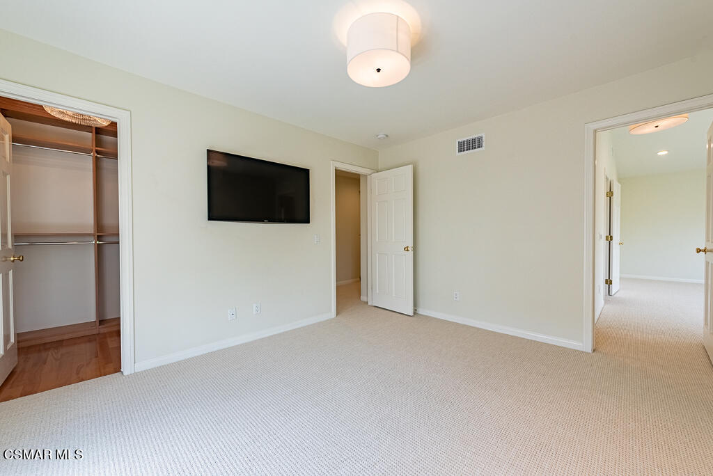 2407 Swanfield Court