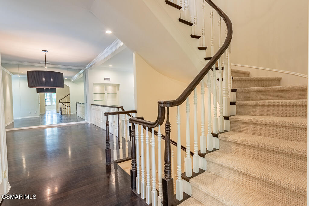 2407 Swanfield Court