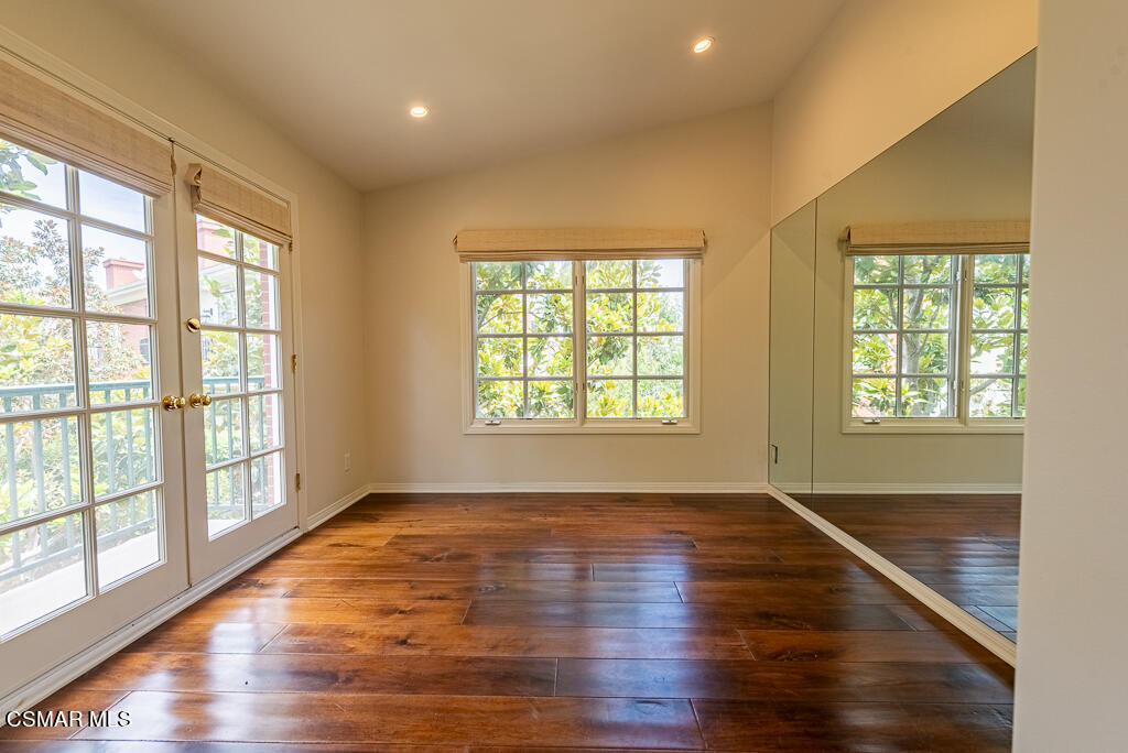 2407 Swanfield Court