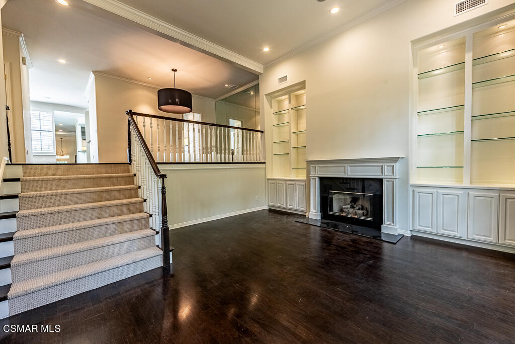 2407 Swanfield Court
