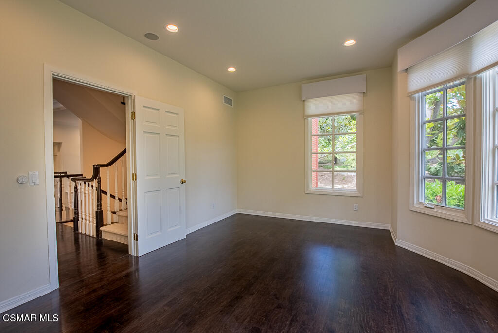 2407 Swanfield Court