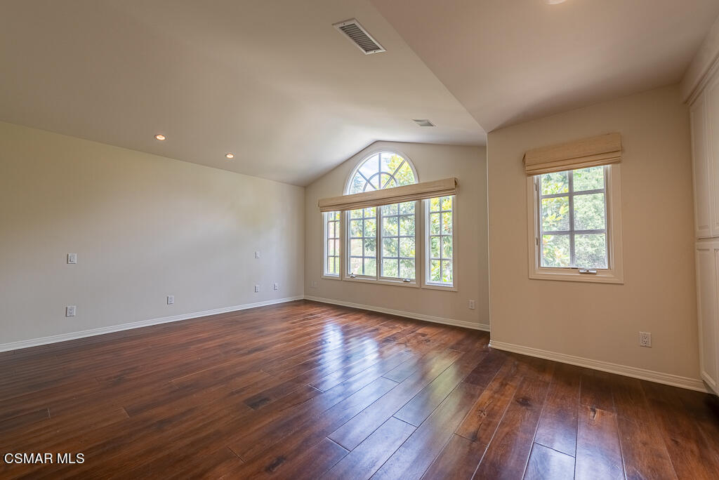 2407 Swanfield Court