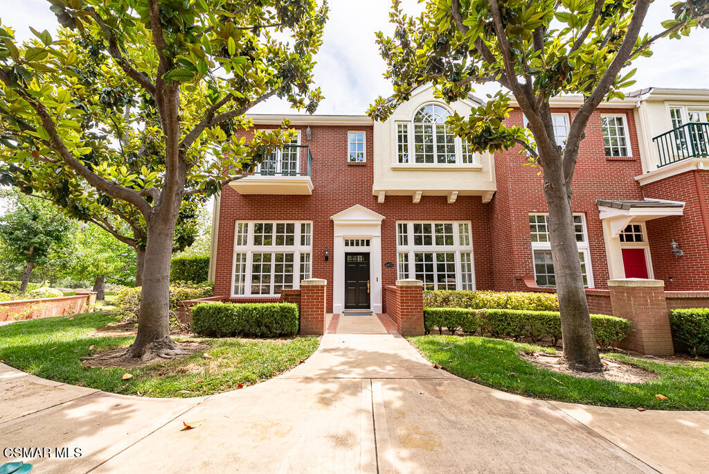 2407 Swanfield Court