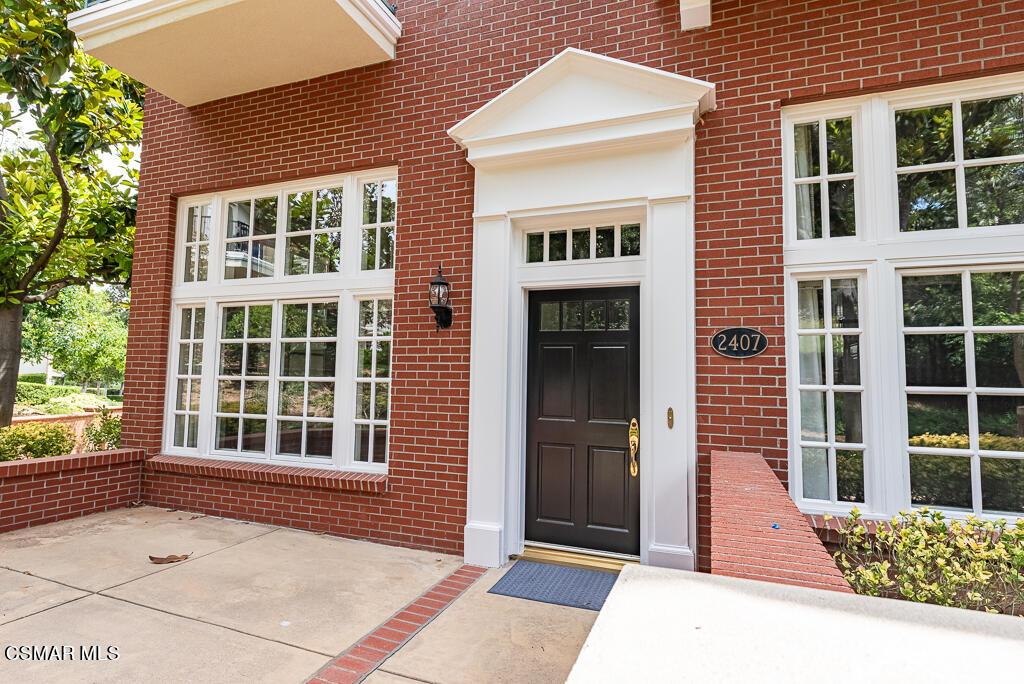 2407 Swanfield Court