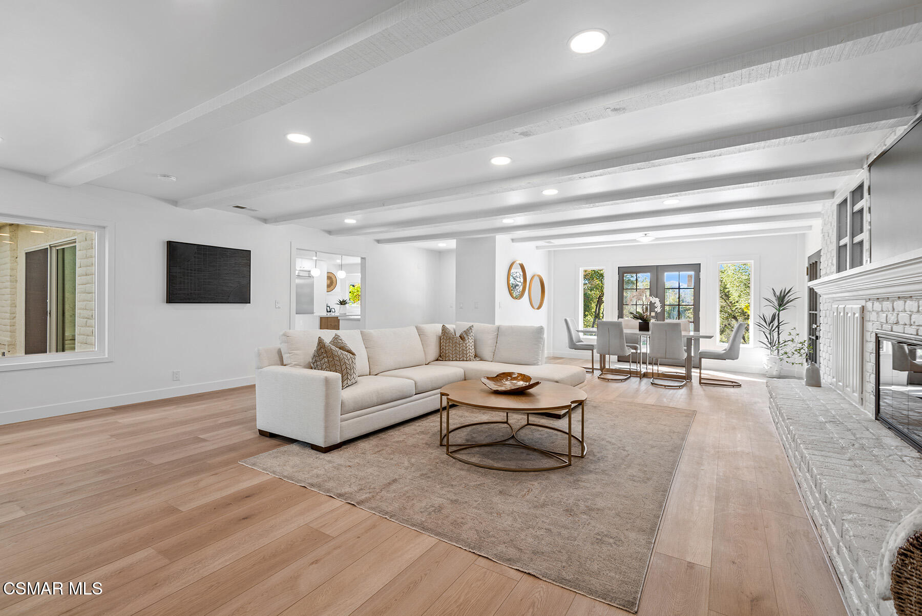 1251 Calle Las Casas