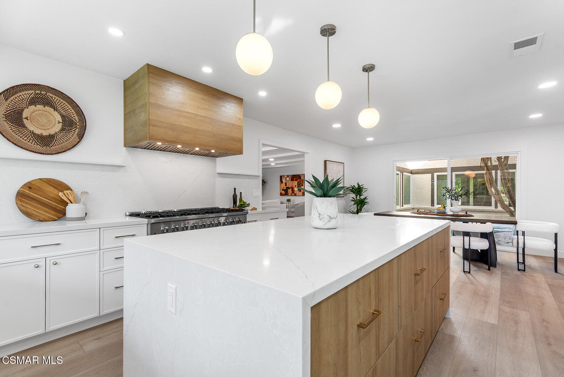 1251 Calle Las Casas