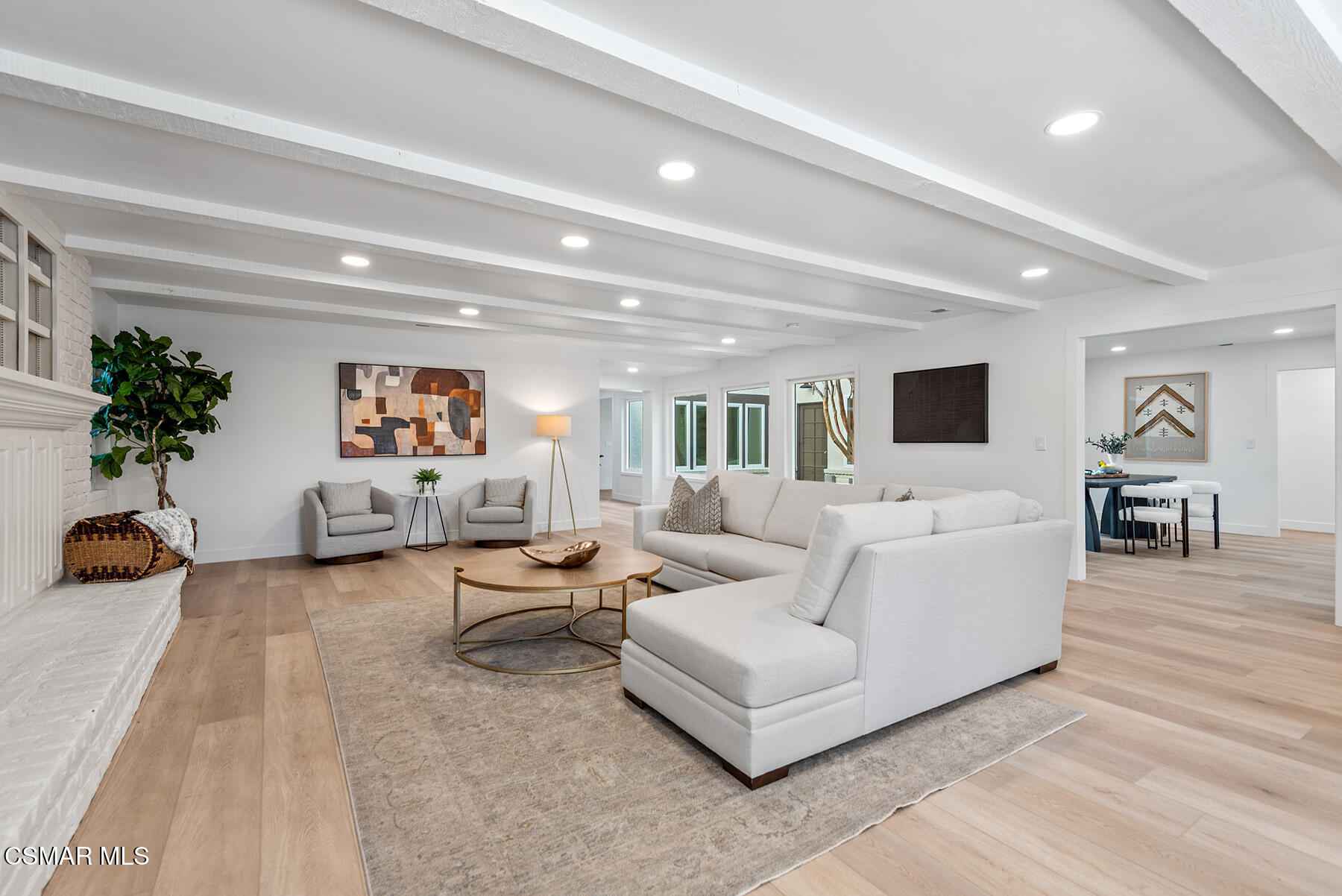 1251 Calle Las Casas