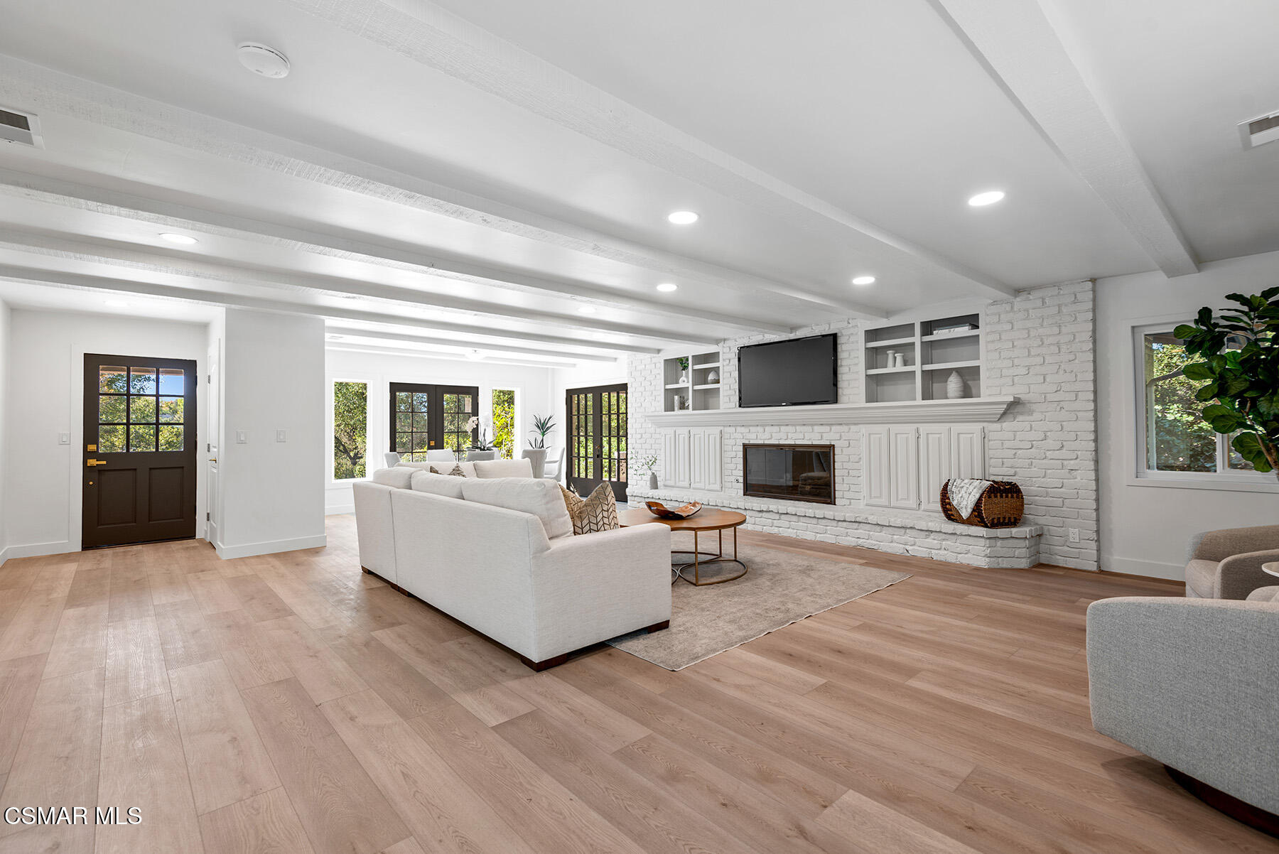 1251 Calle Las Casas