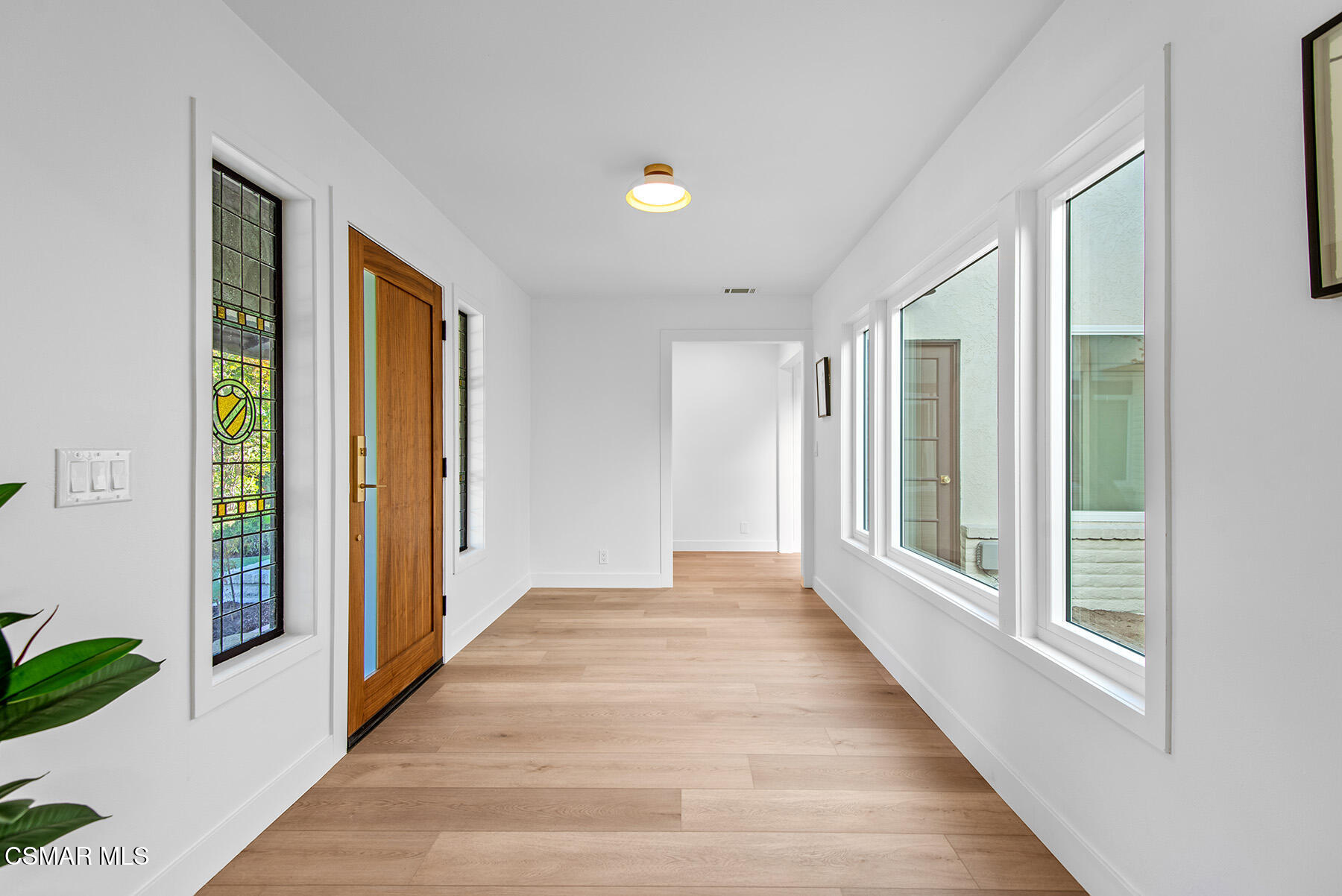 1251 Calle Las Casas