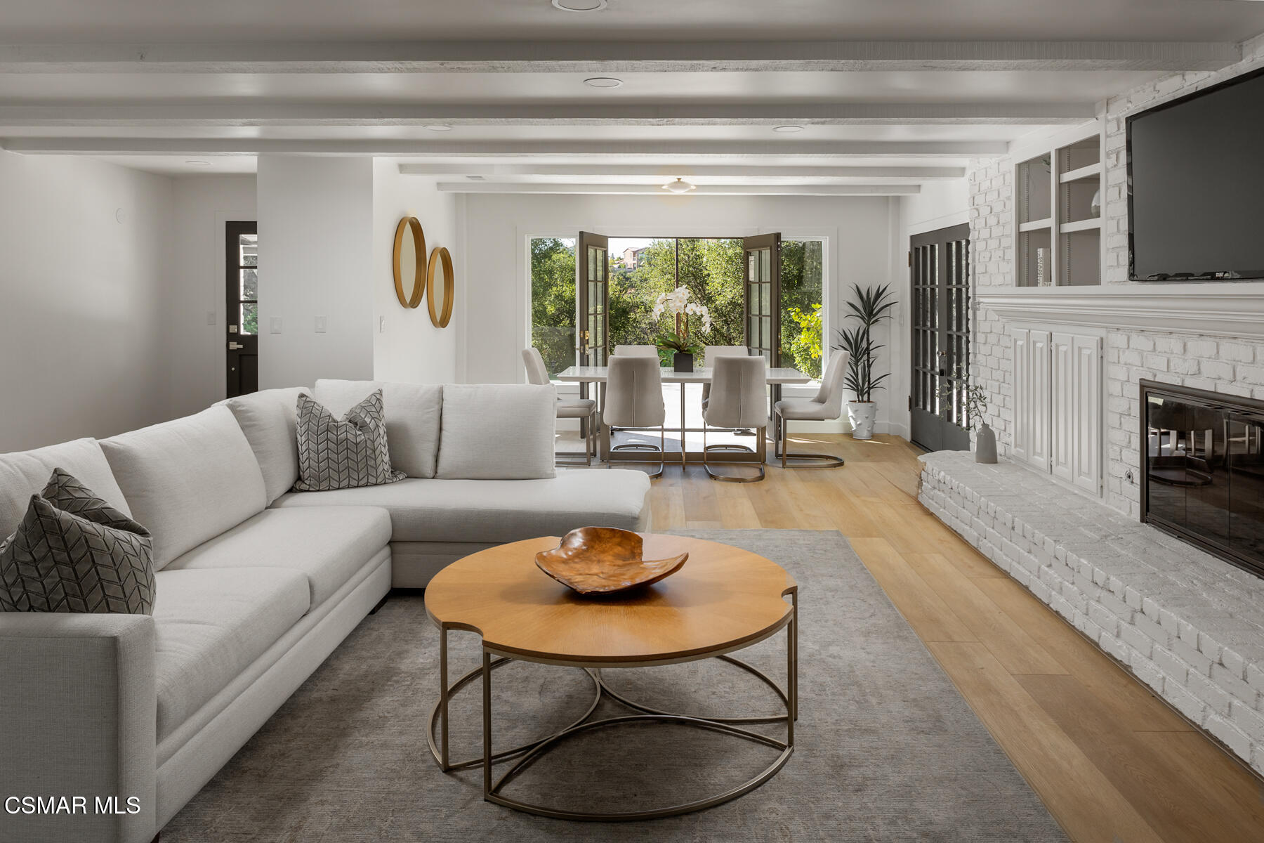 1251 Calle Las Casas