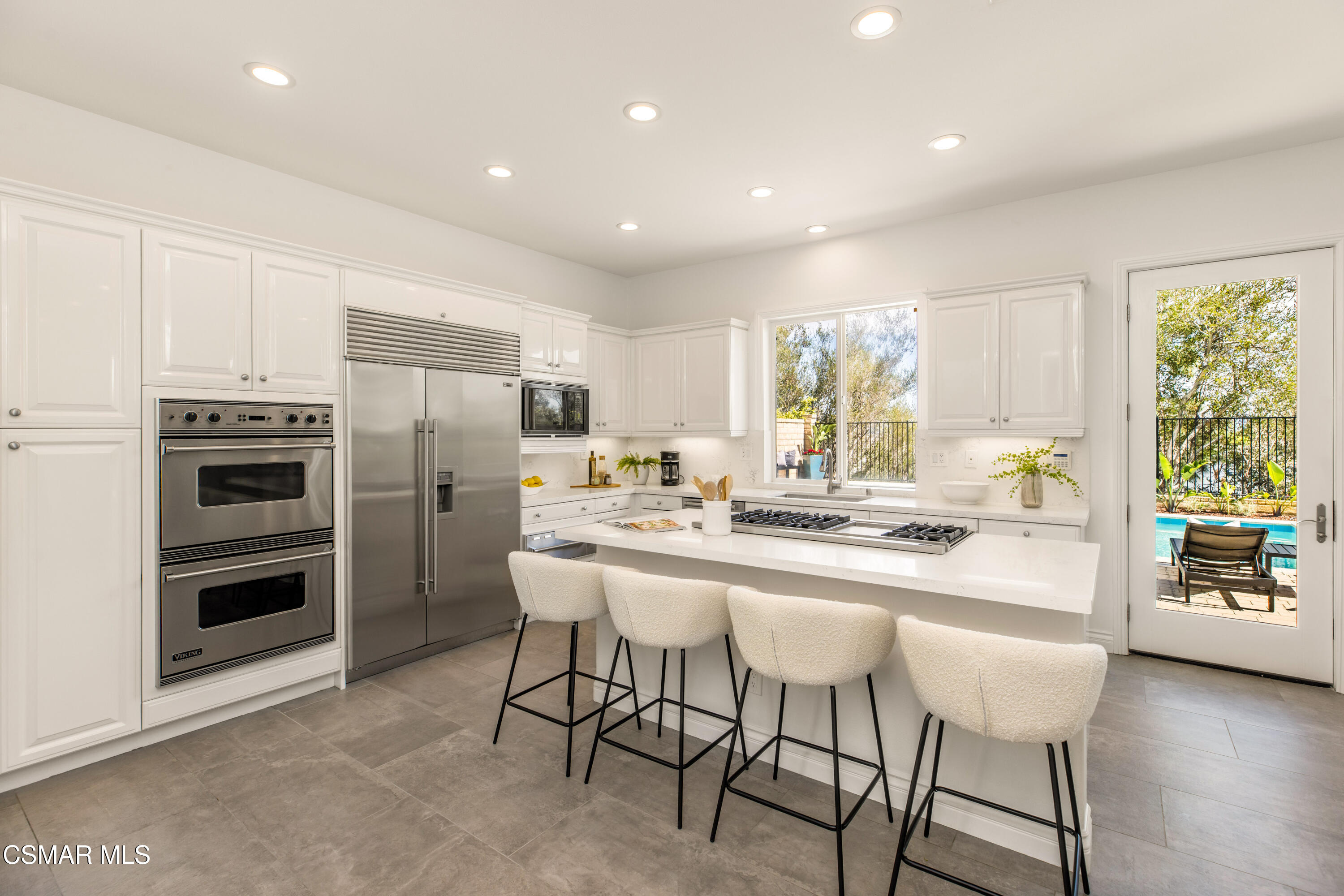 6072 Mandeville Place