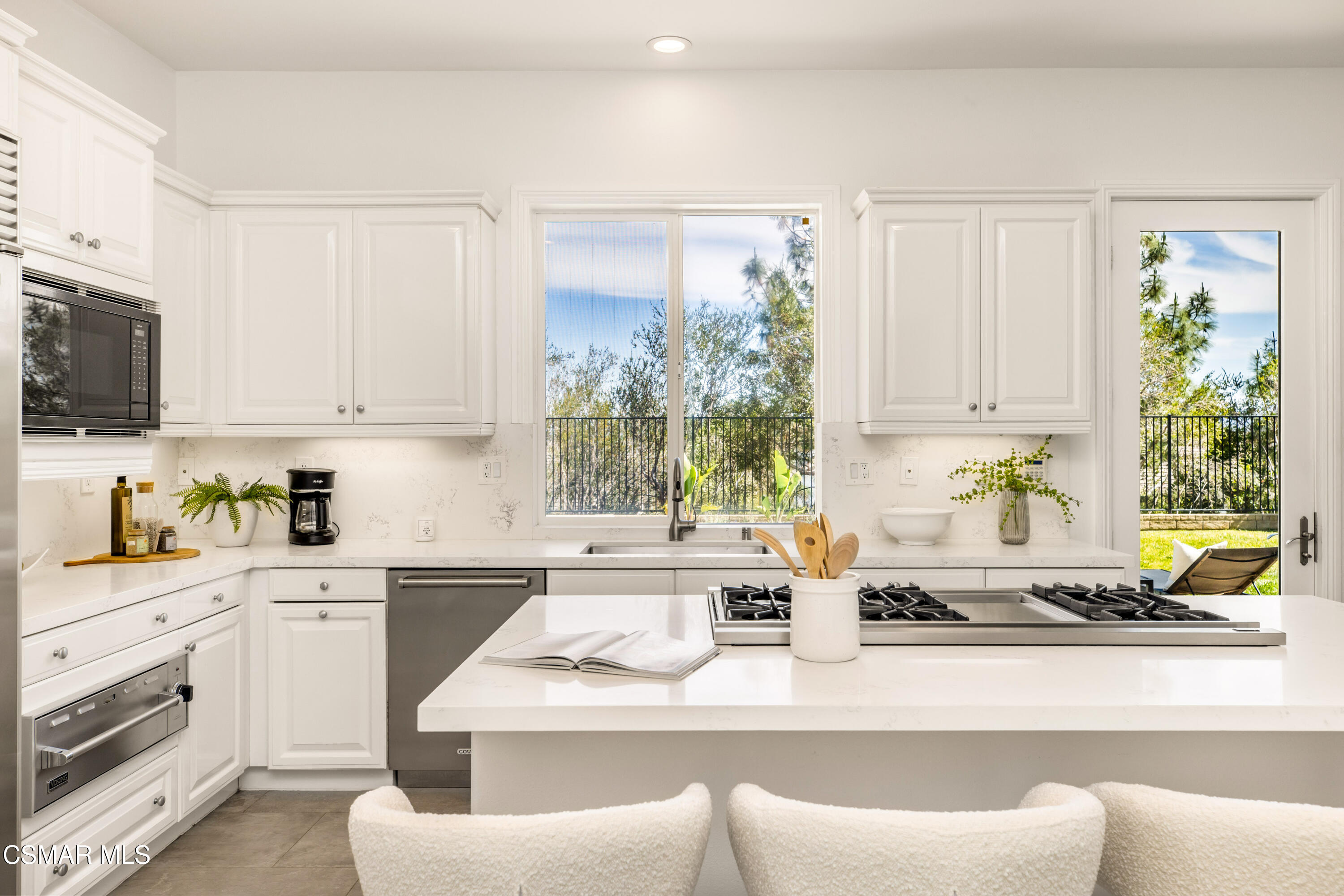 6072 Mandeville Place