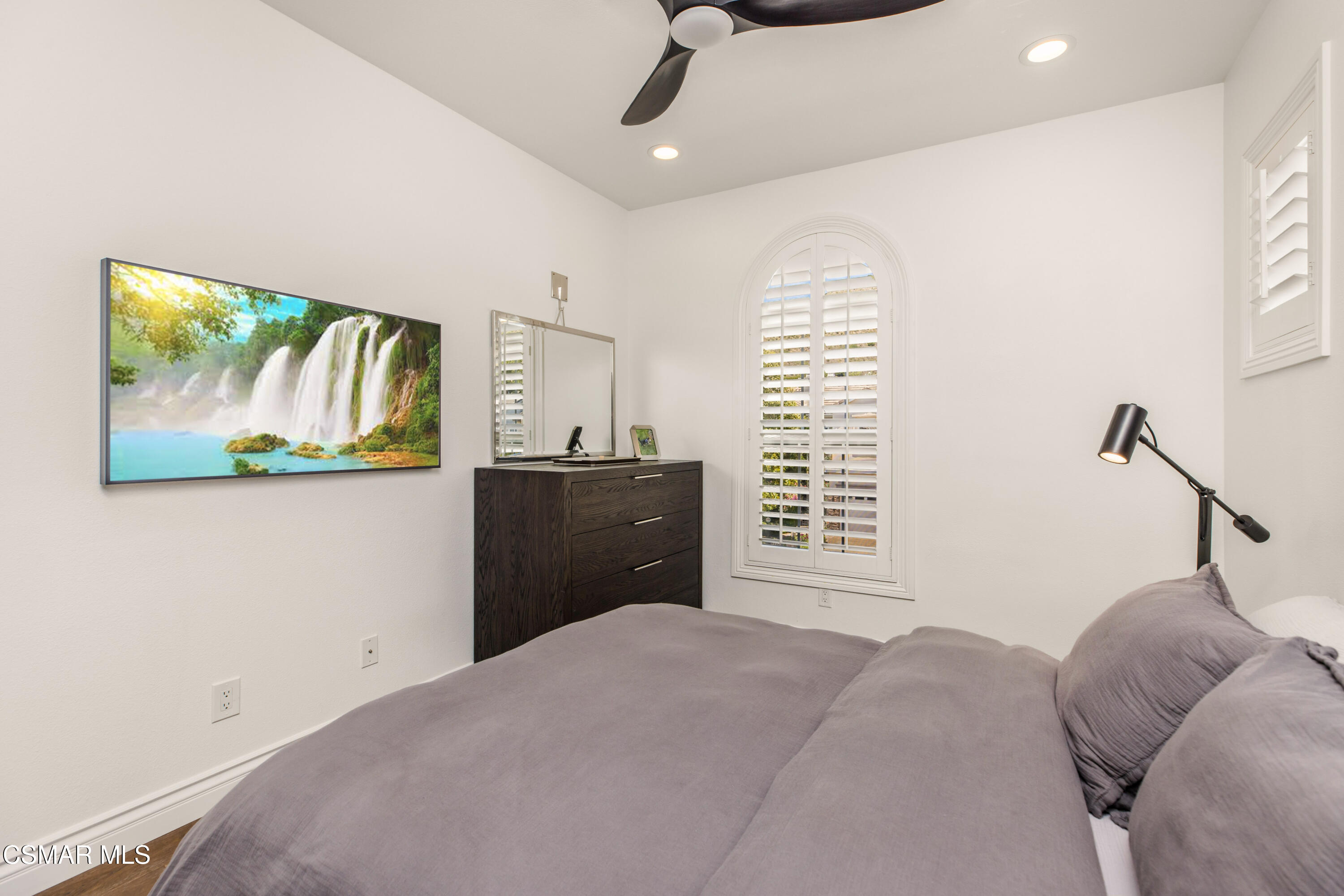 6072 Mandeville Place