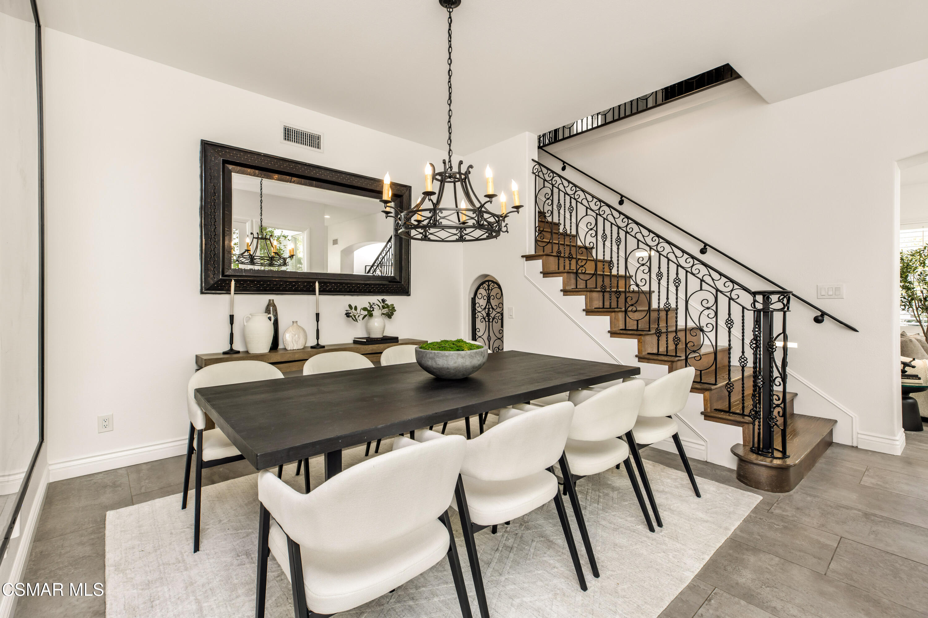 6072 Mandeville Place