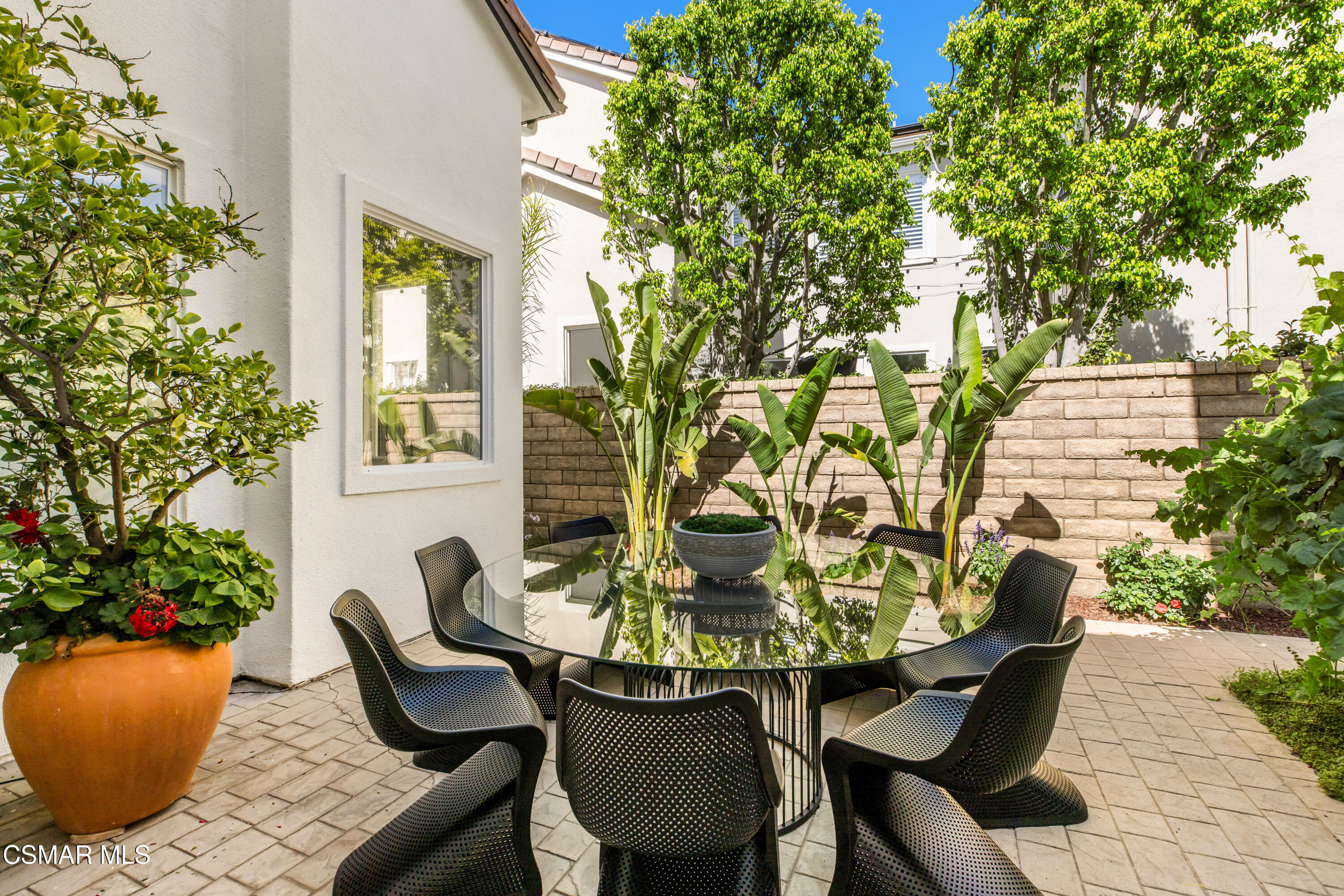 6072 Mandeville Place