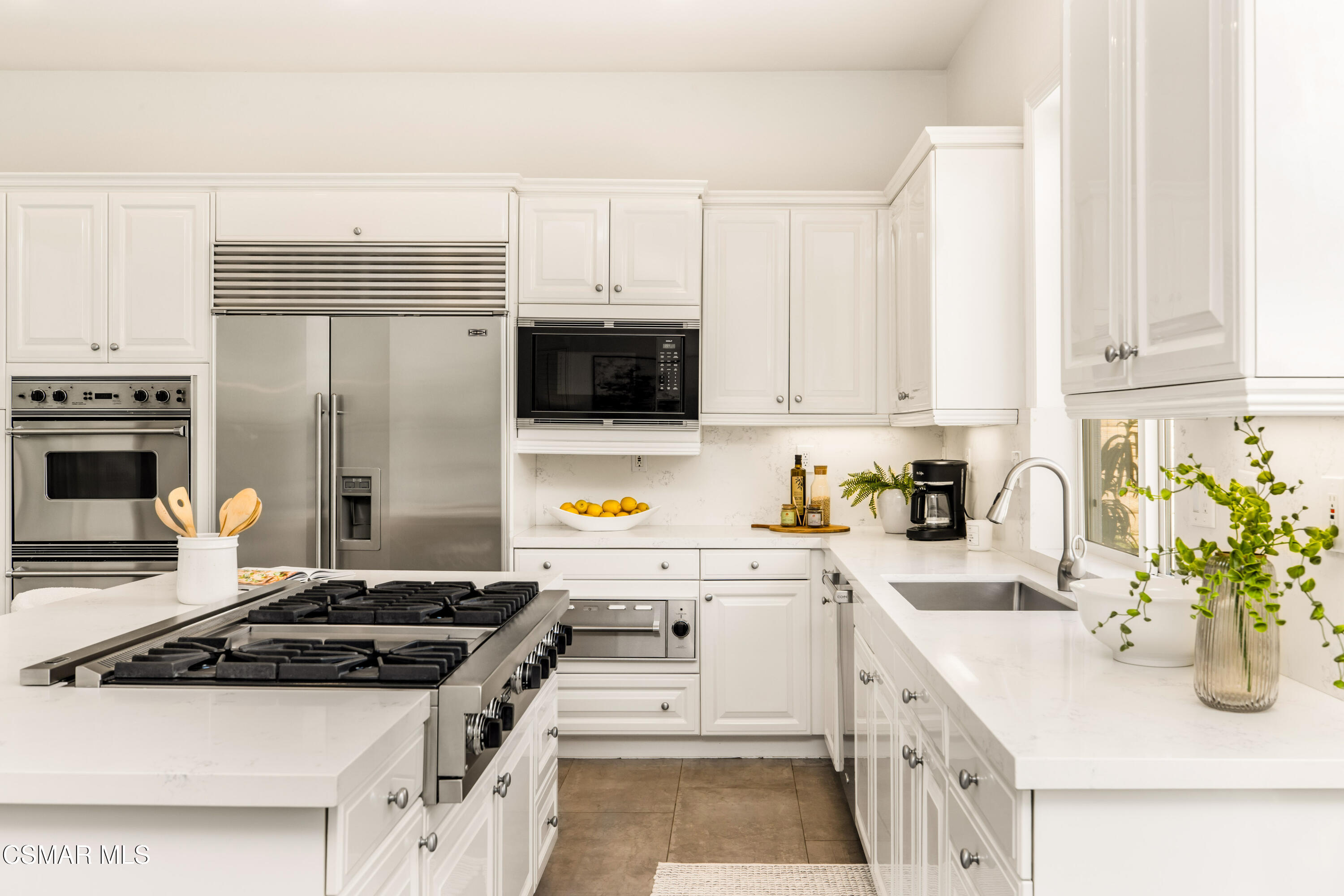 6072 Mandeville Place