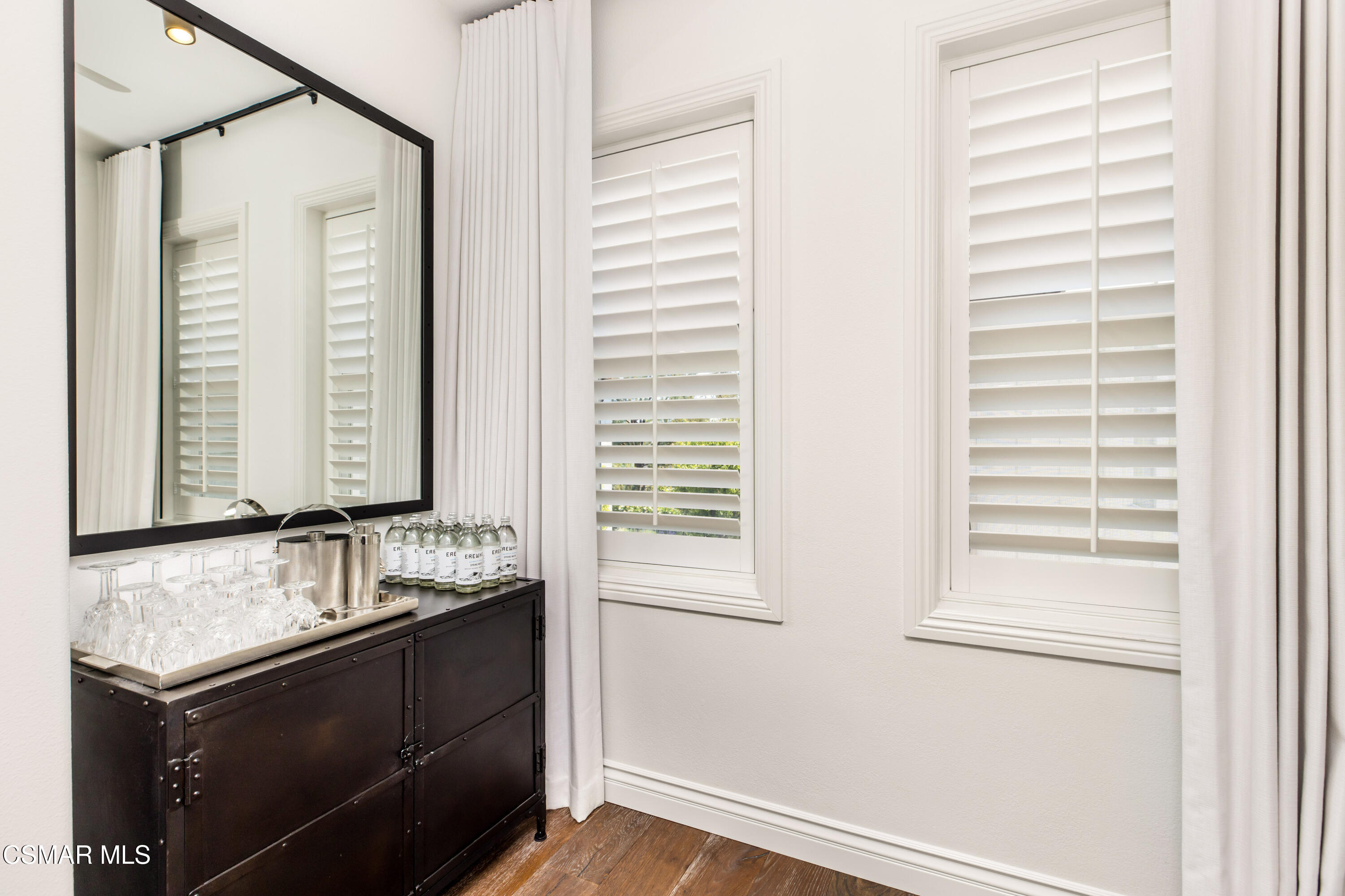 6072 Mandeville Place