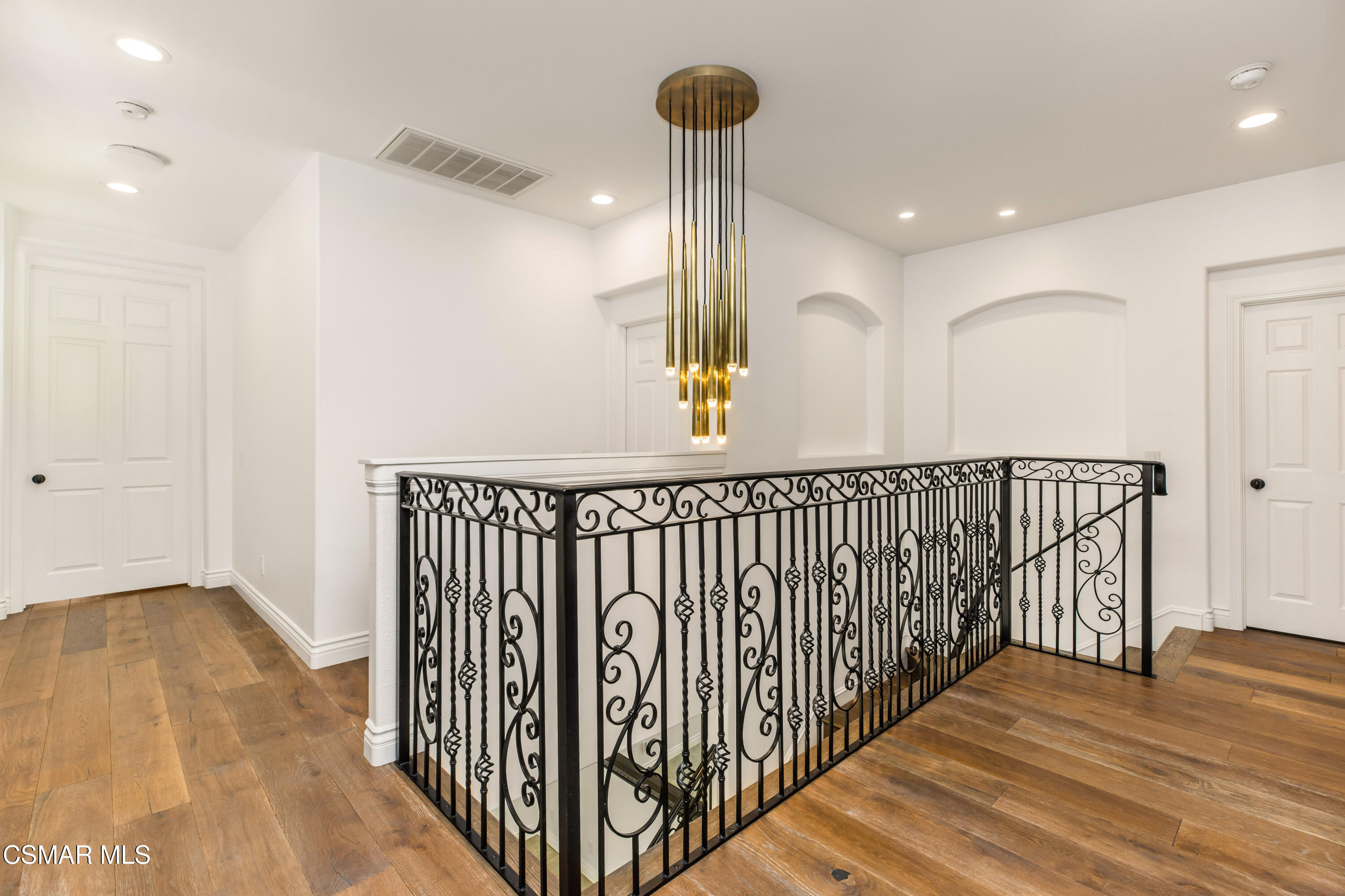 6072 Mandeville Place