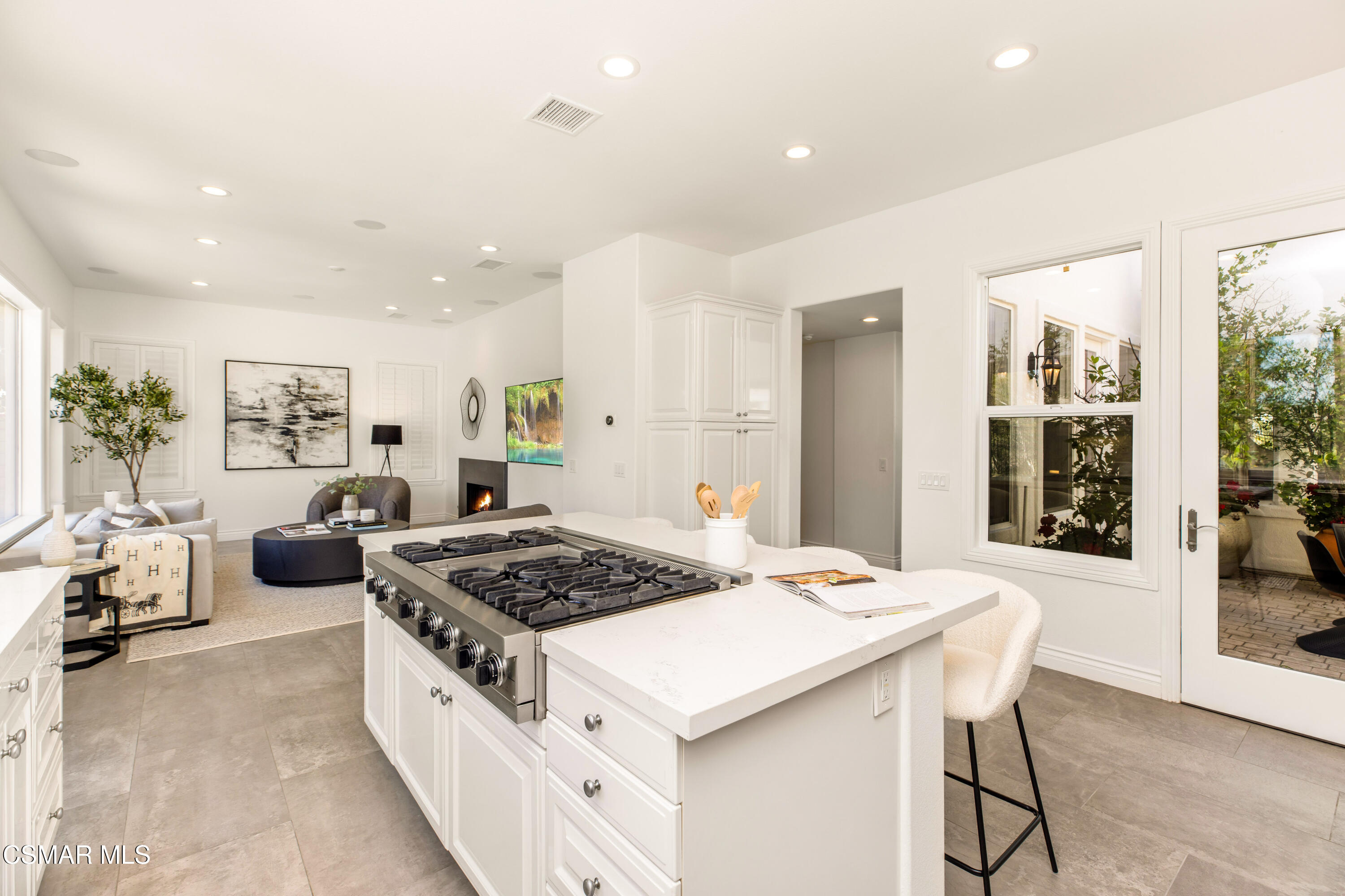 6072 Mandeville Place