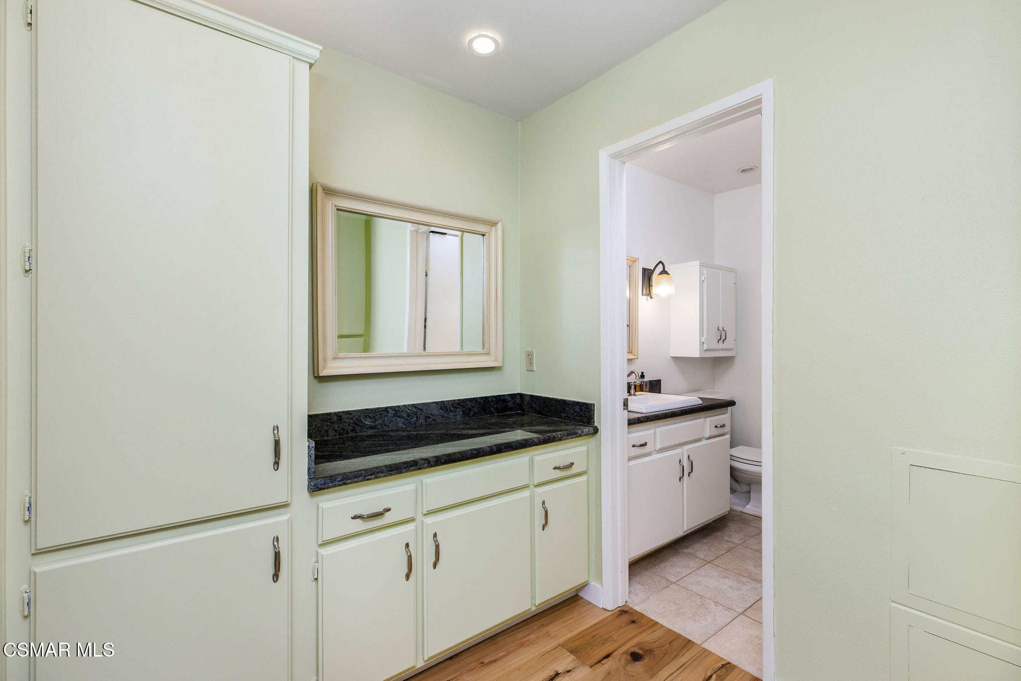 8828 Pershing Drive, 112