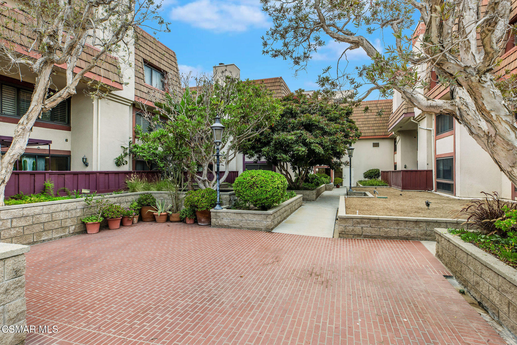 8828 Pershing Drive, 112