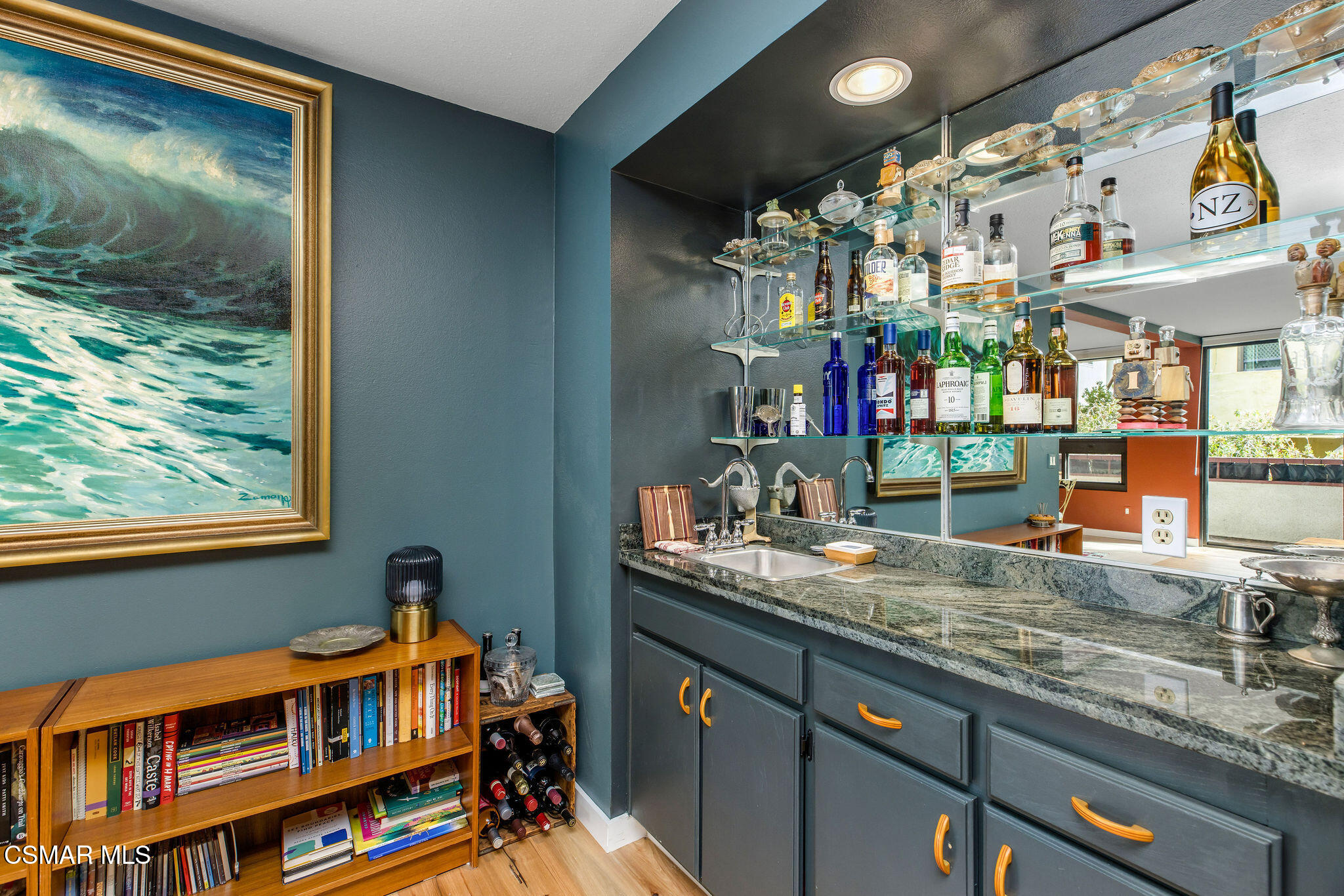 8828 Pershing Drive, 112