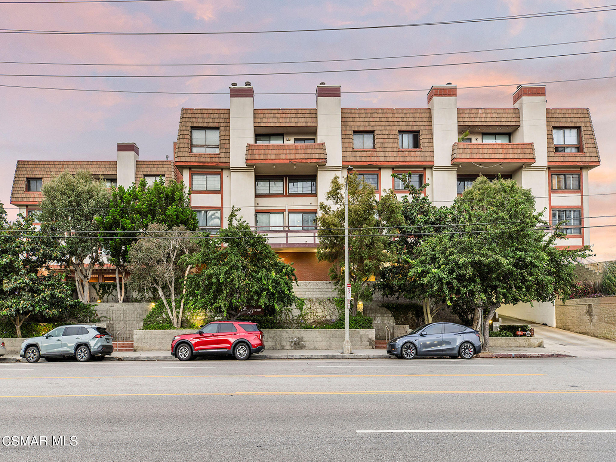 8828 Pershing Drive, 112