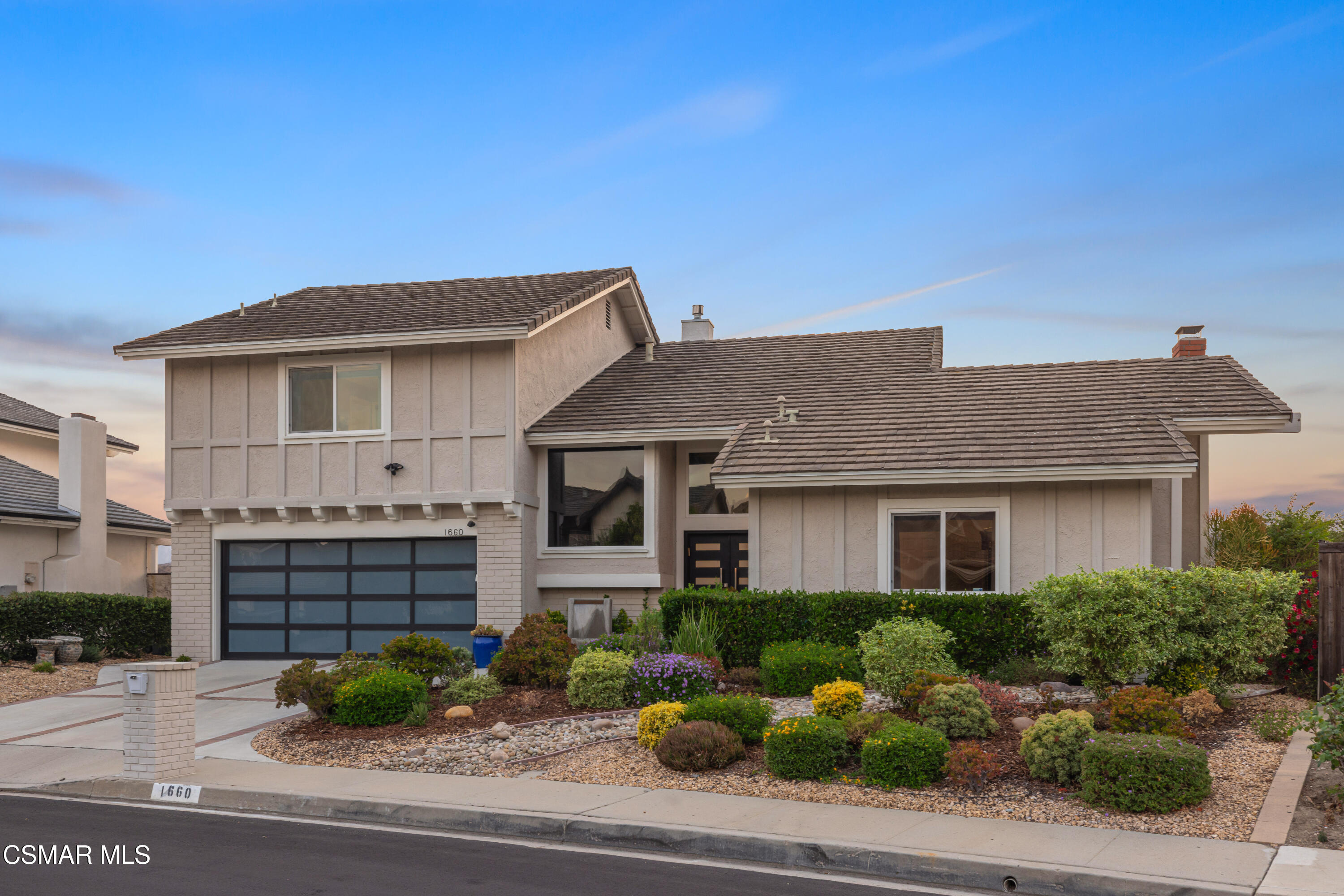 1660 Valecroft Avenue