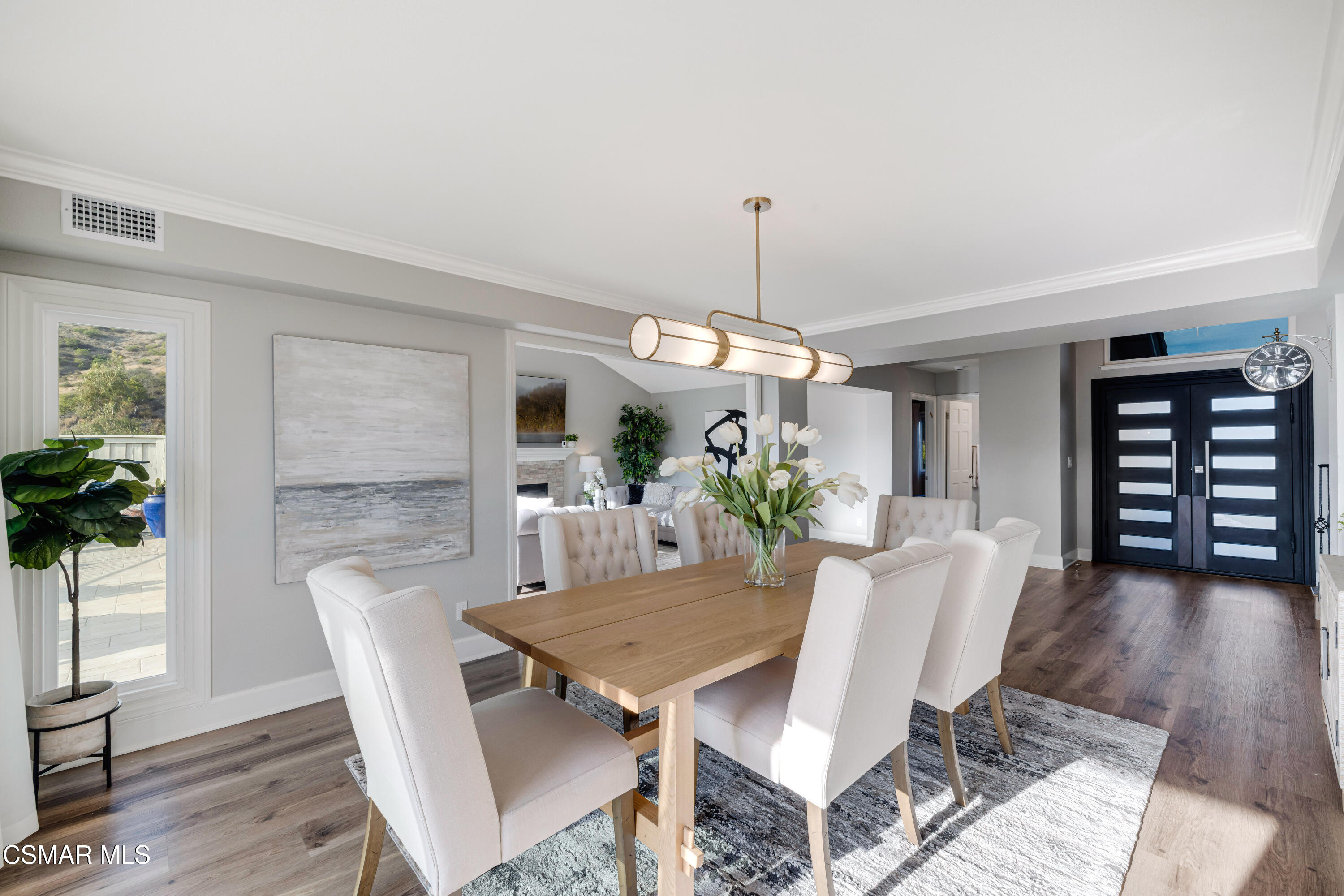 1660 Valecroft Avenue