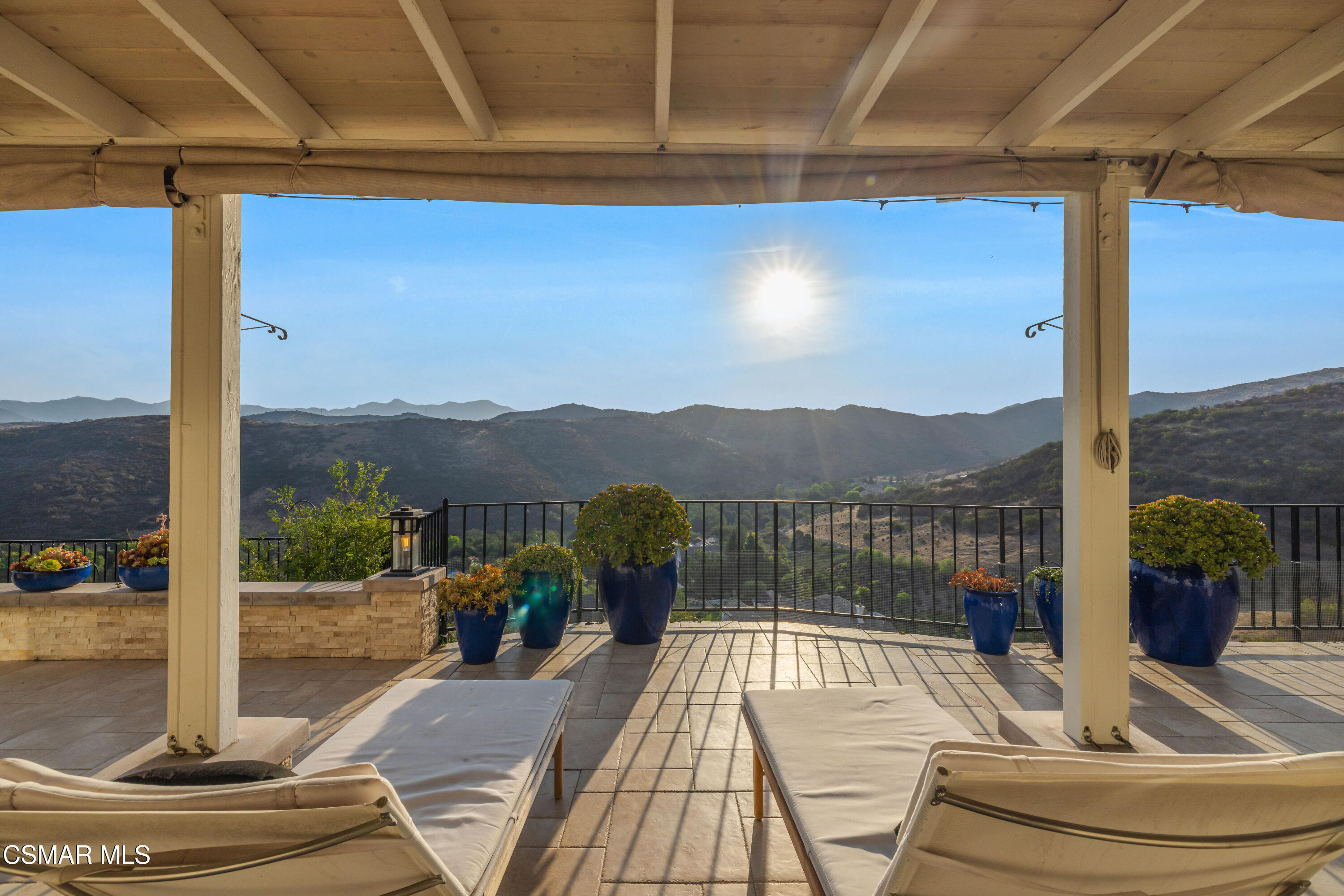 1660 Valecroft Avenue