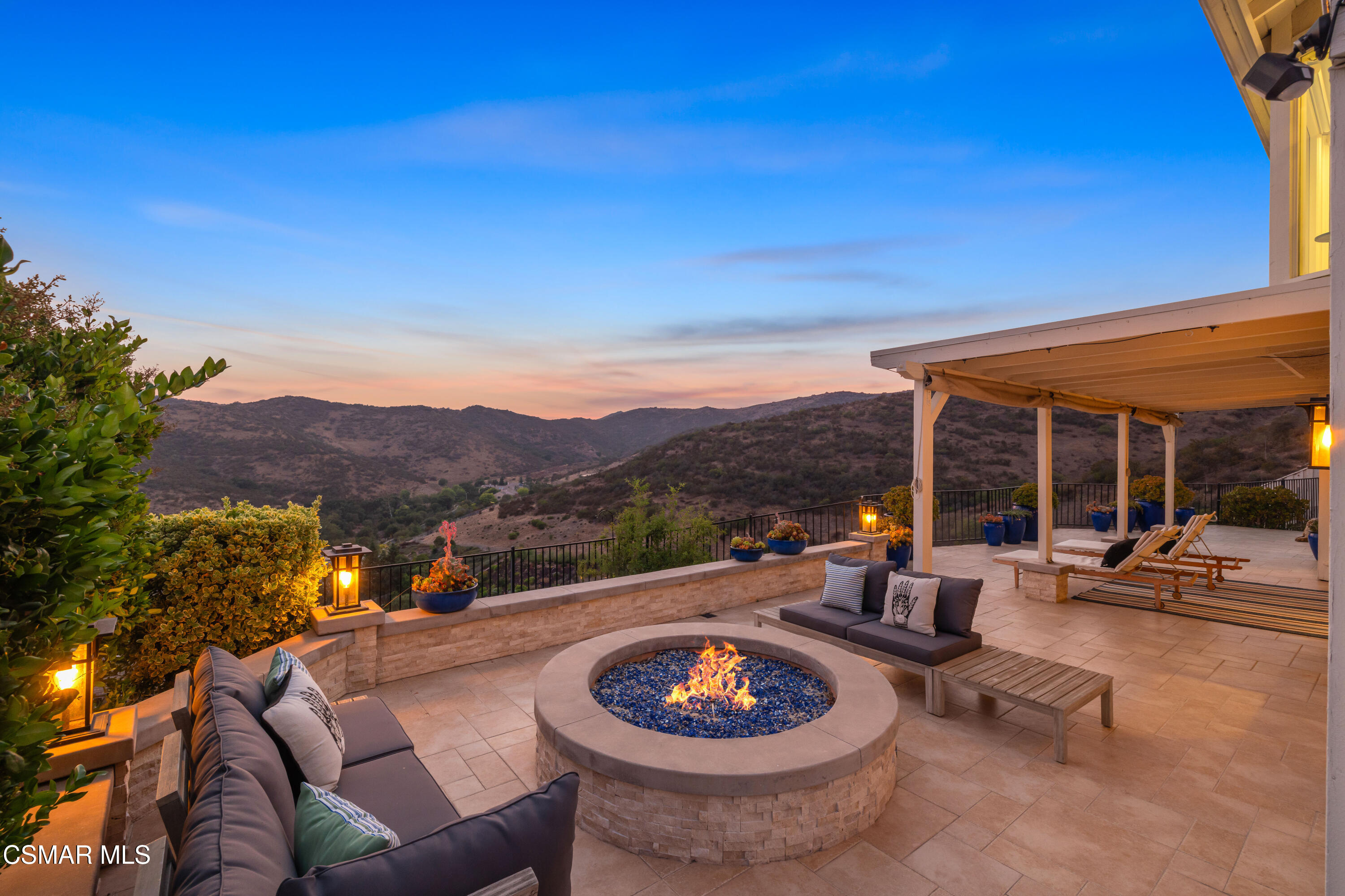 1660 Valecroft Avenue