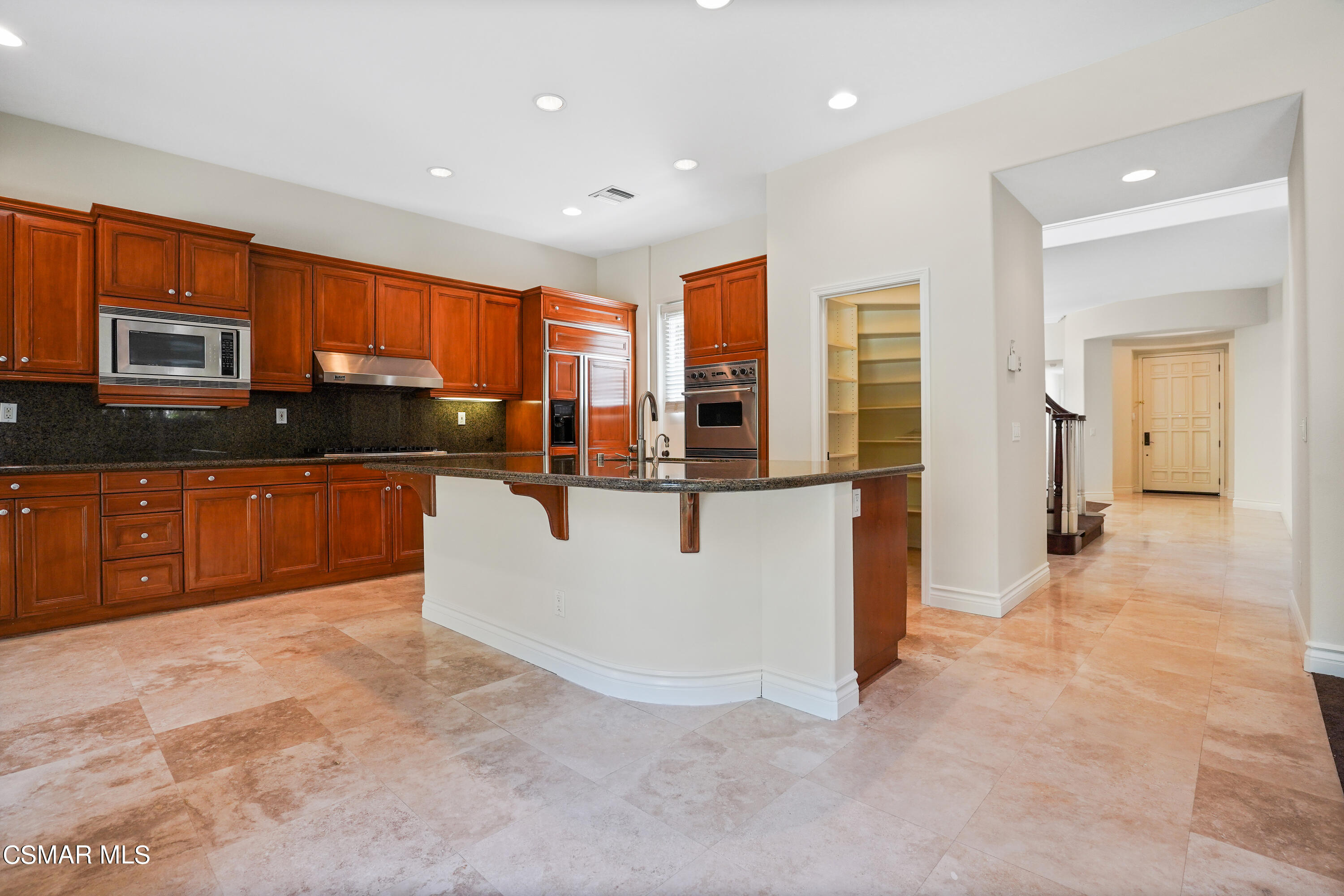 6077 Mandeville Place