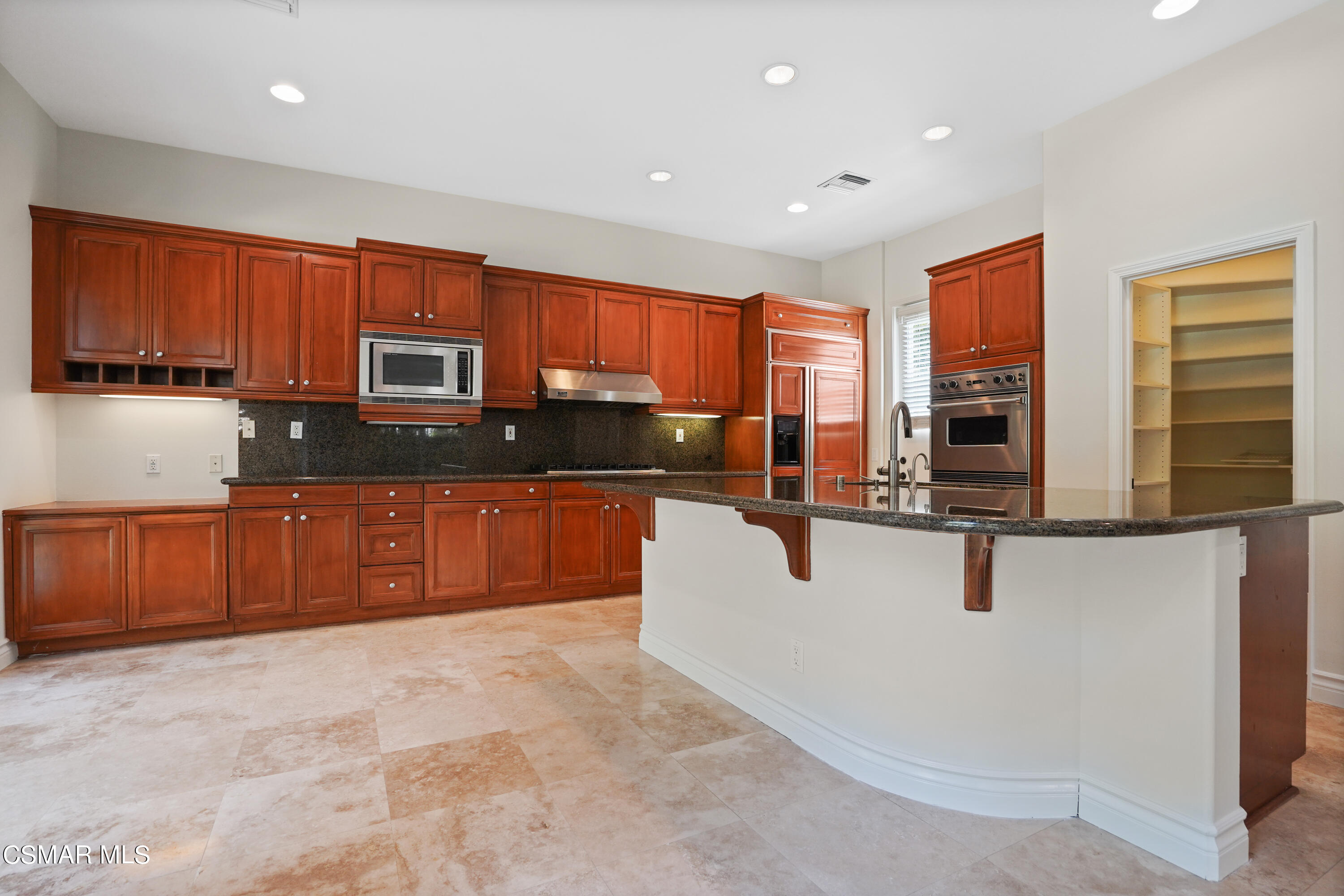 6077 Mandeville Place