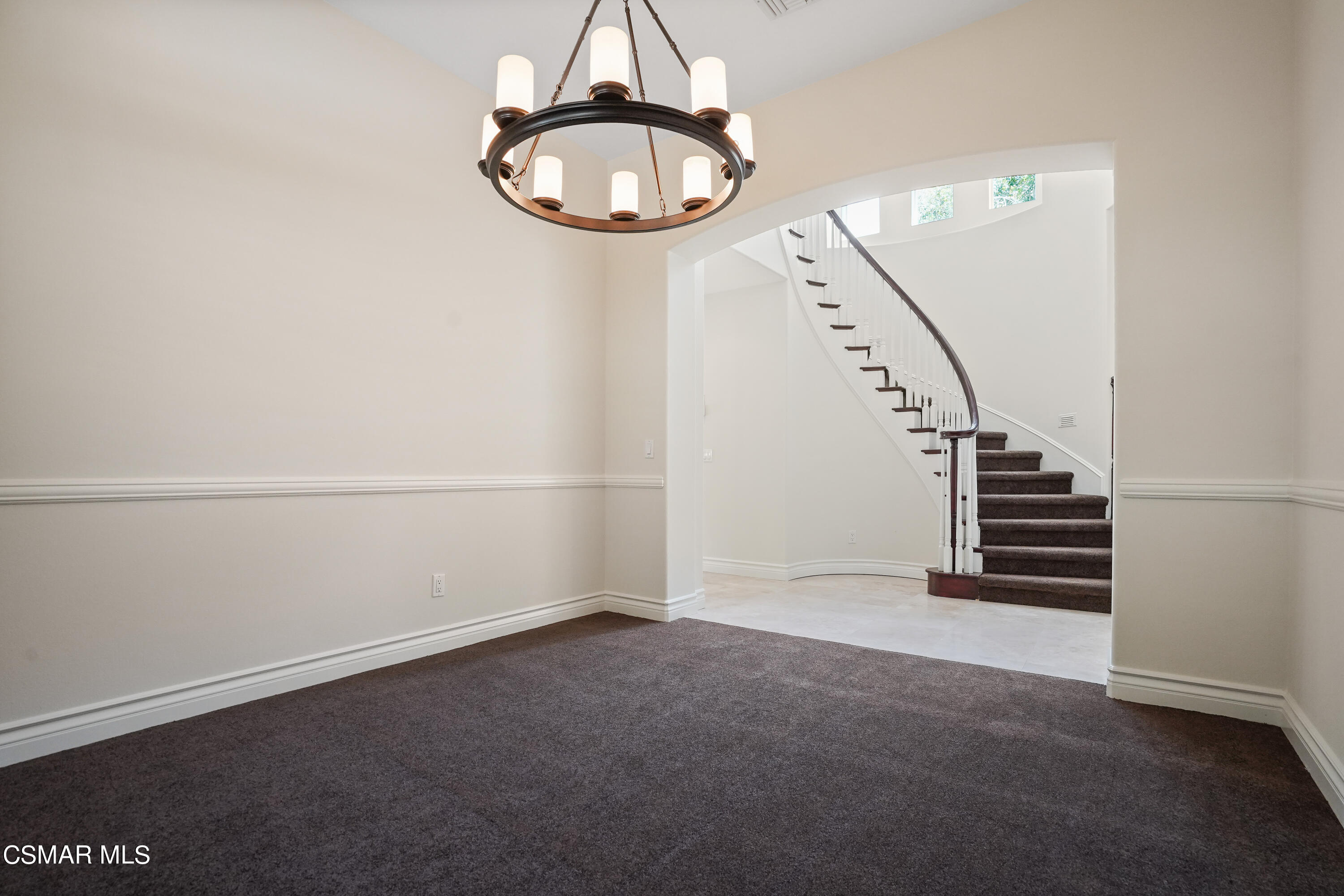 6077 Mandeville Place