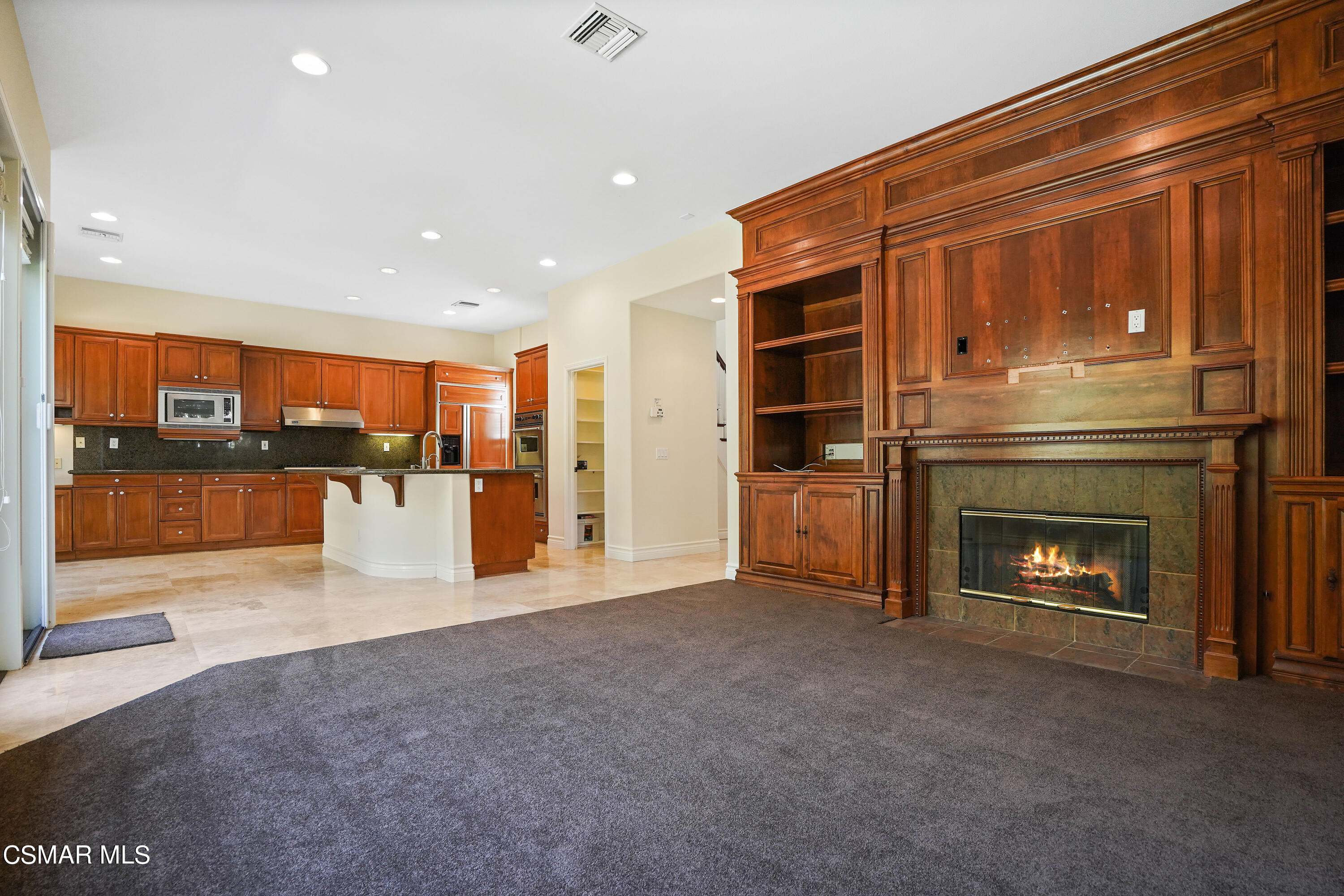 6077 Mandeville Place