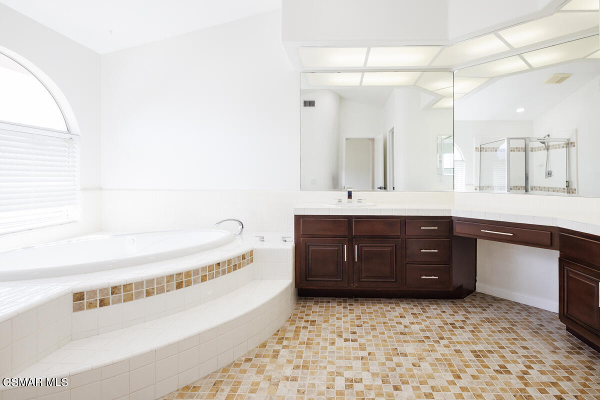 1851 Fox Springs Circle