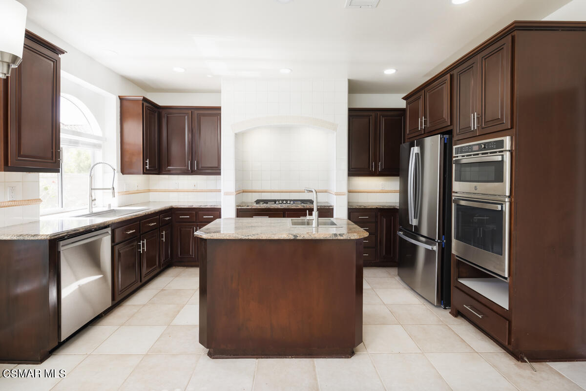 1851 Fox Springs Circle