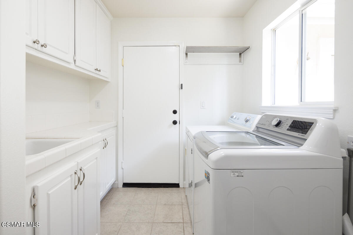 1851 Fox Springs Circle