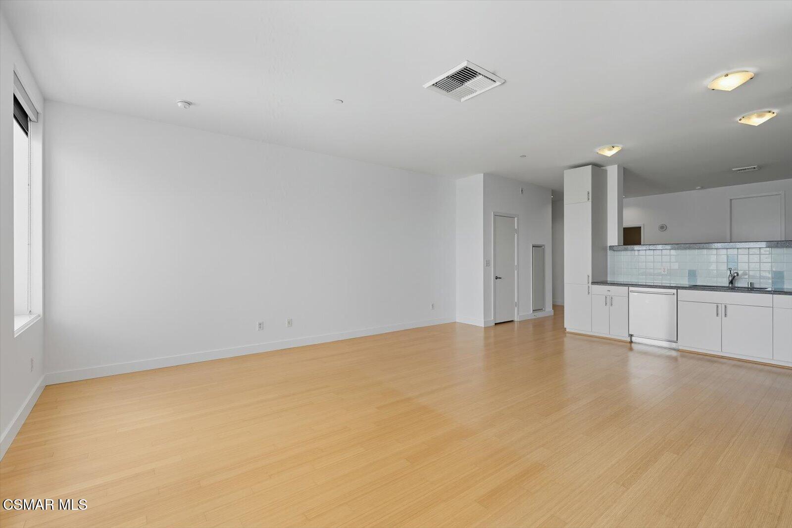 3810 Wilshire Boulevard, 1506