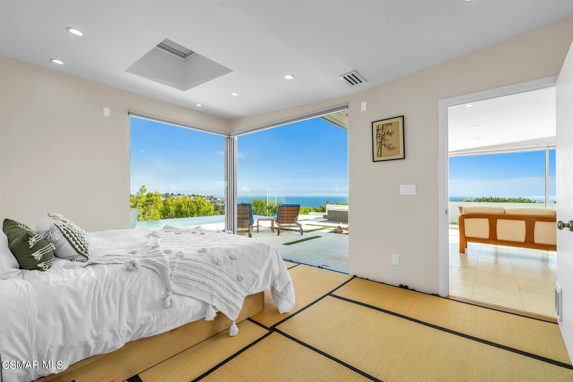 3424 Shoreheights Drive