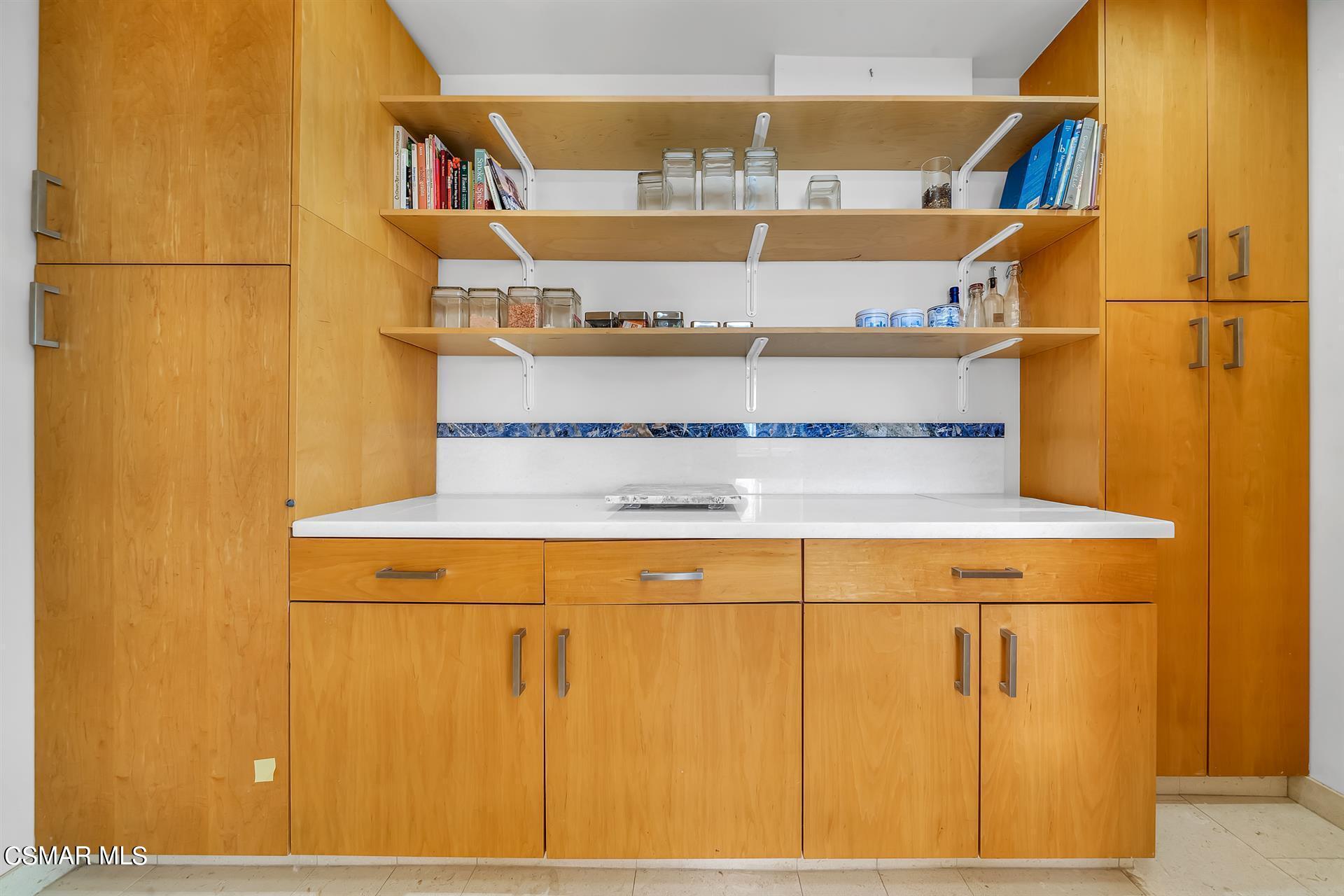 3424 Shoreheights Drive