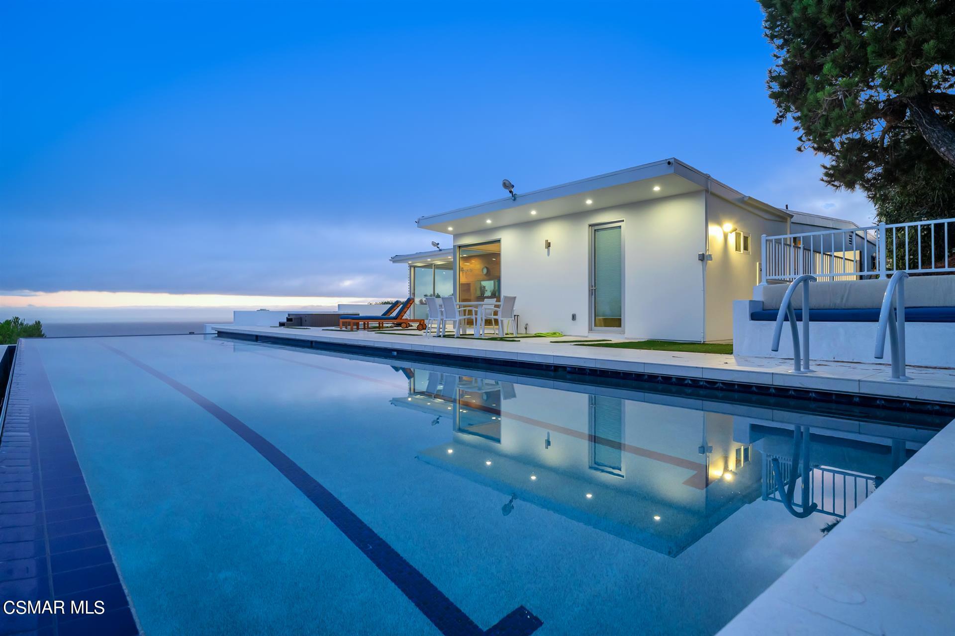 3424 Shoreheights Drive