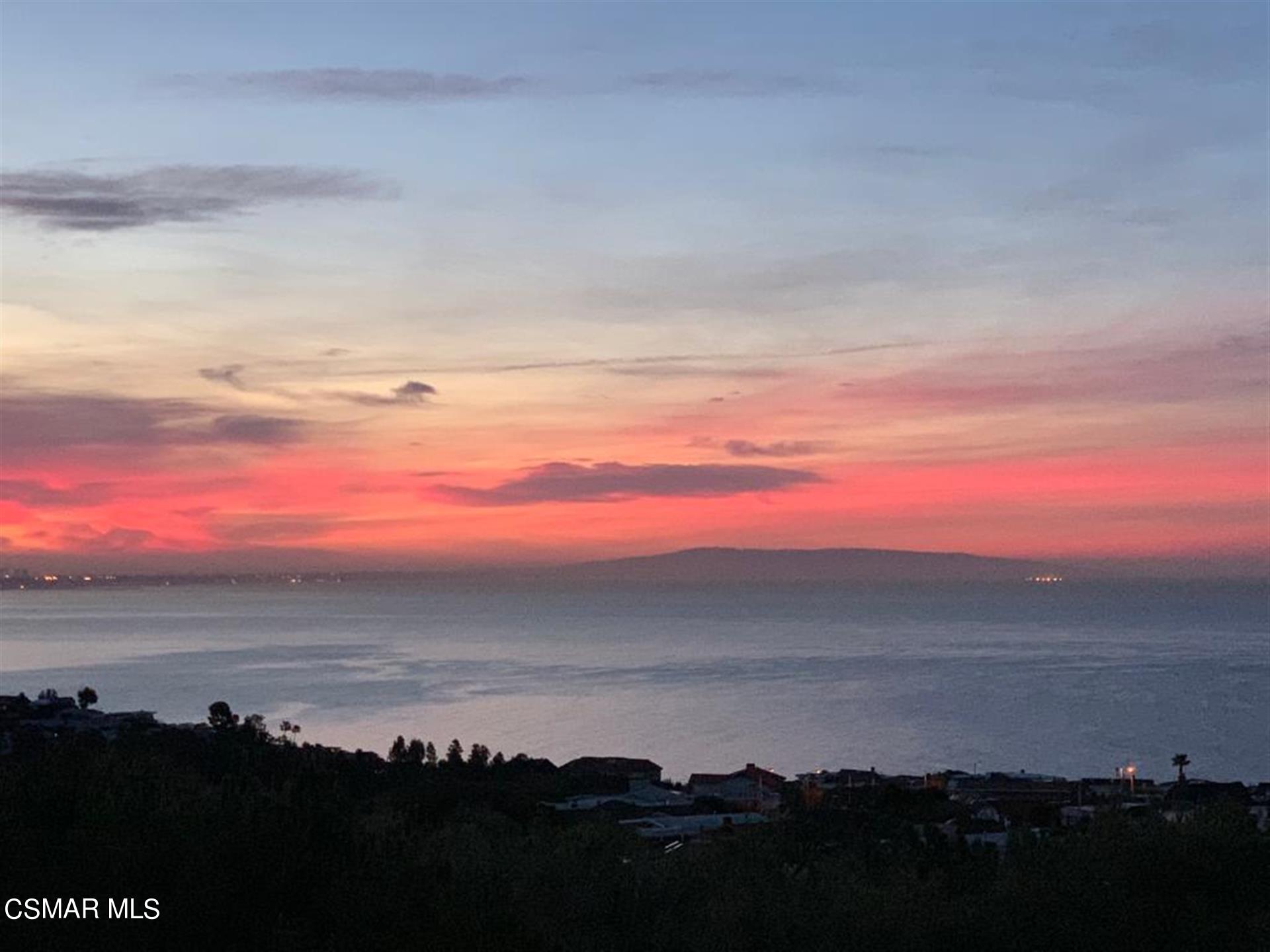 3424 Shoreheights Drive