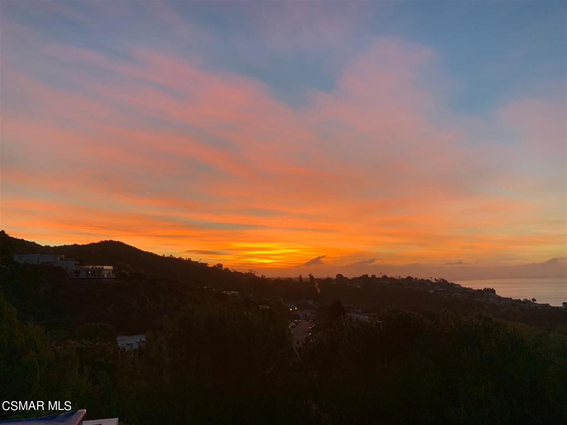 3424 Shoreheights Drive